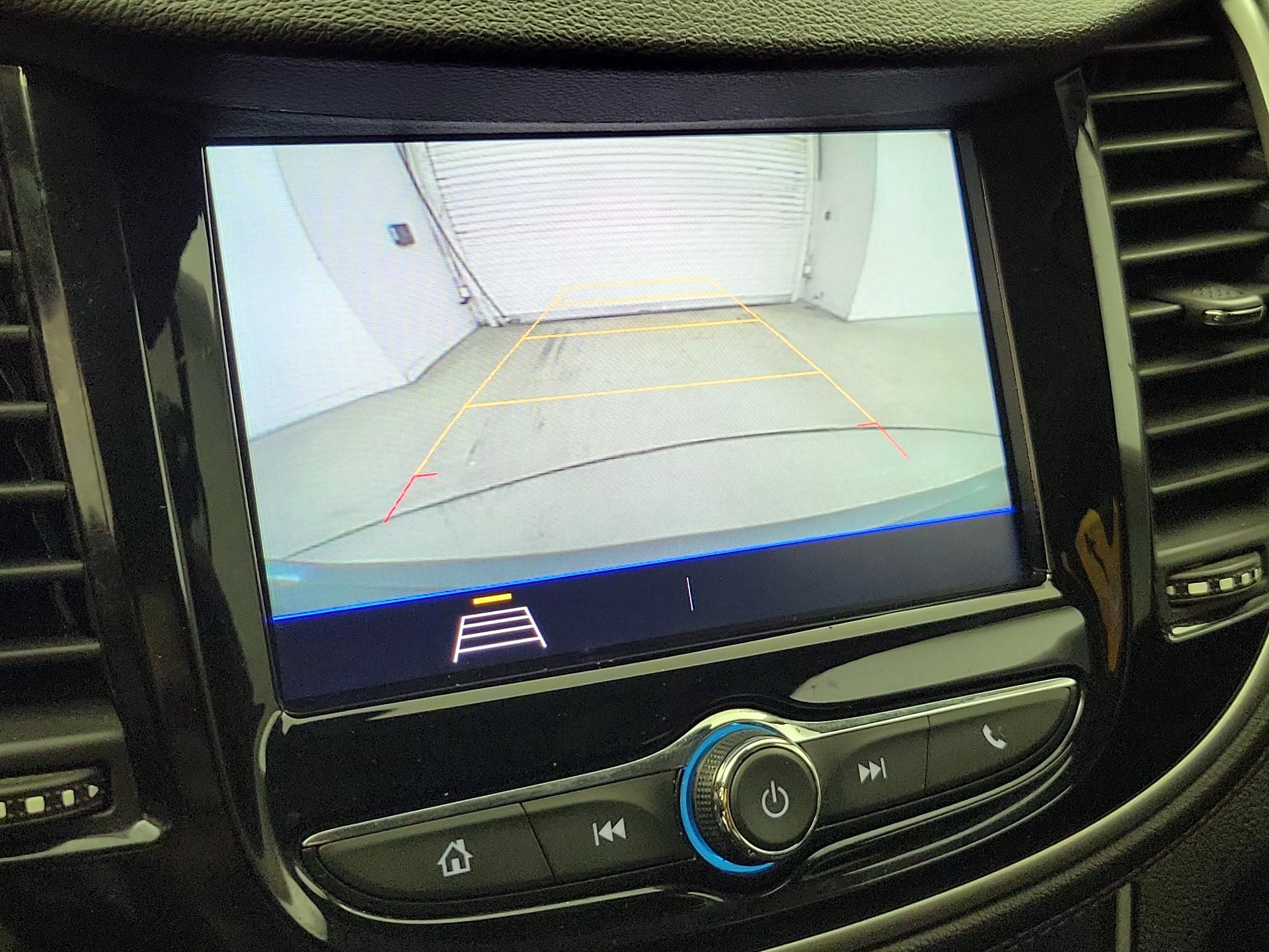 Thumbnail: 2020 Chevrolet Trax - 14