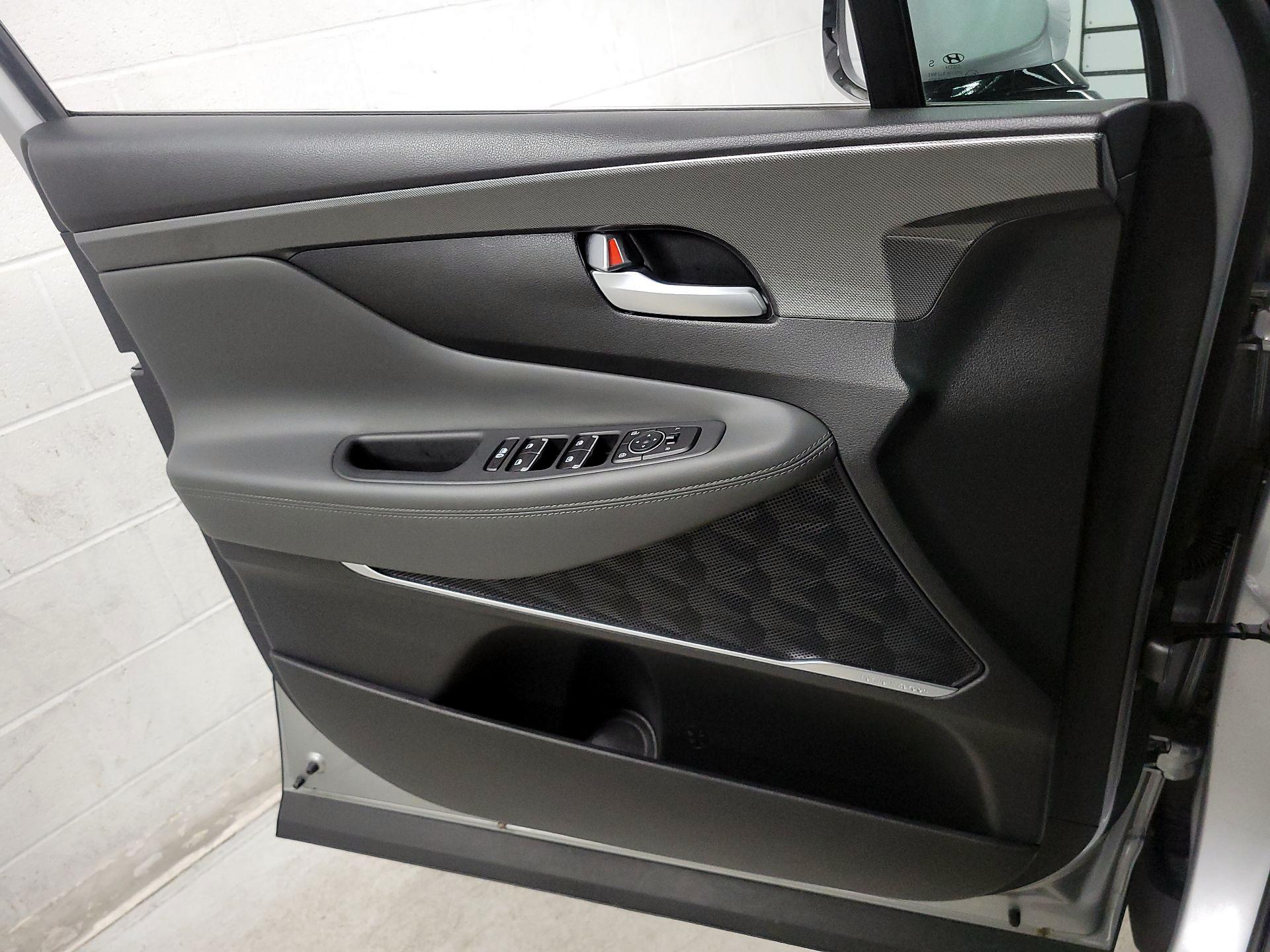 Thumbnail: 2023 Hyundai Santa Fe - 12