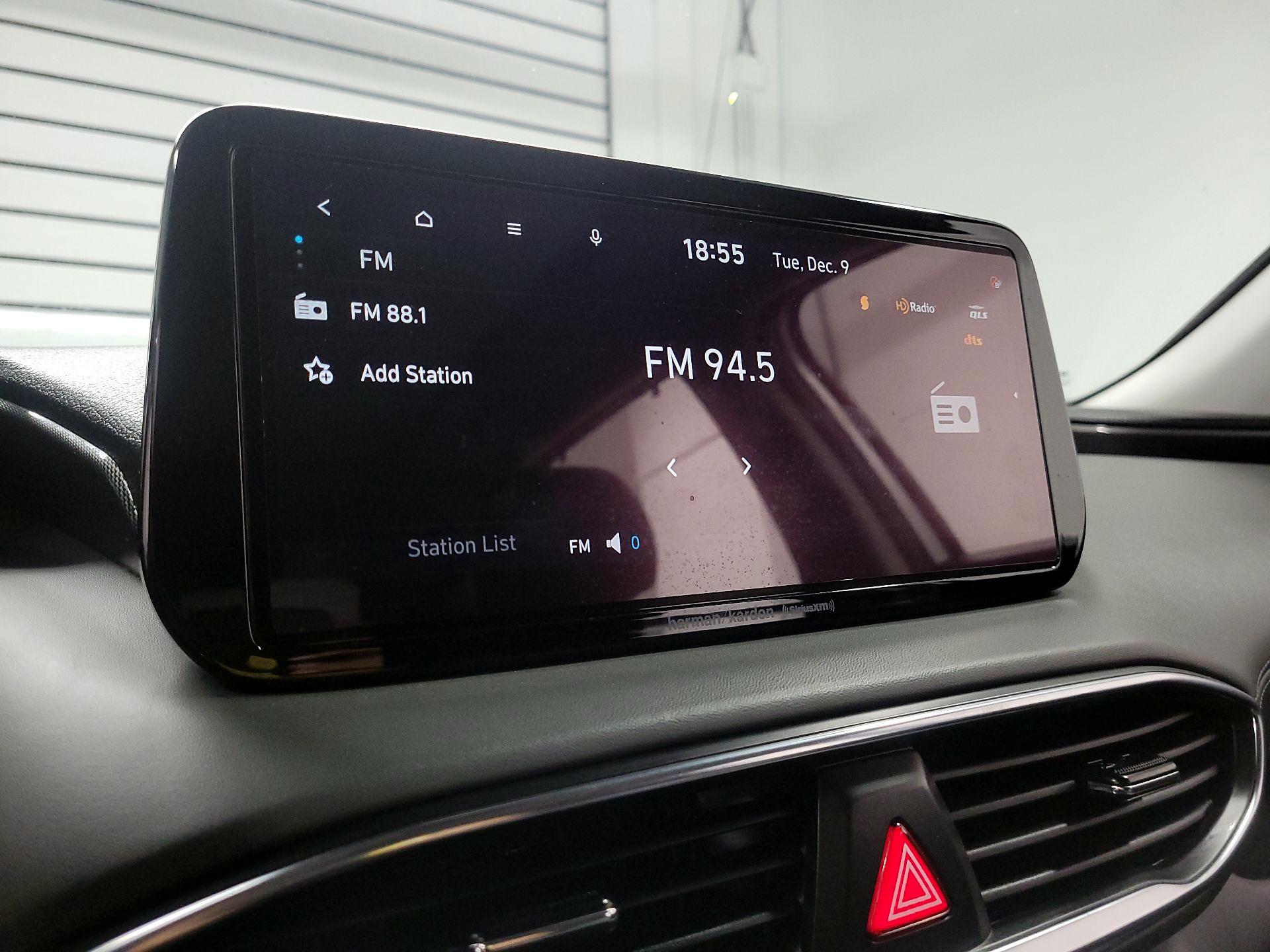 Thumbnail: 2023 Hyundai Santa Fe - 15