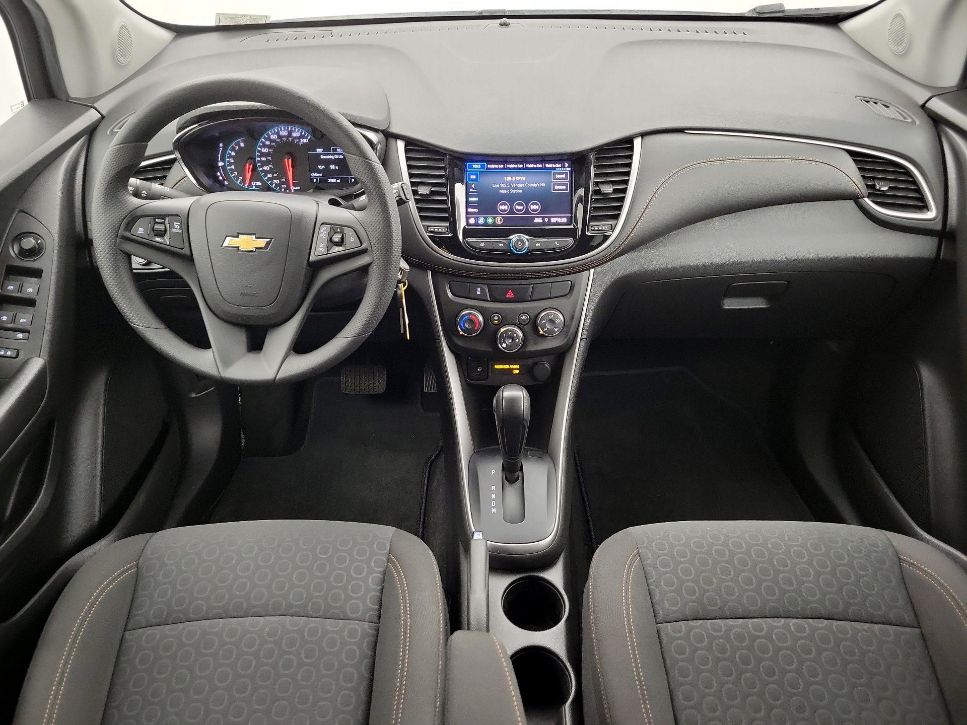 Thumbnail: 2022 Chevrolet Trax - 9