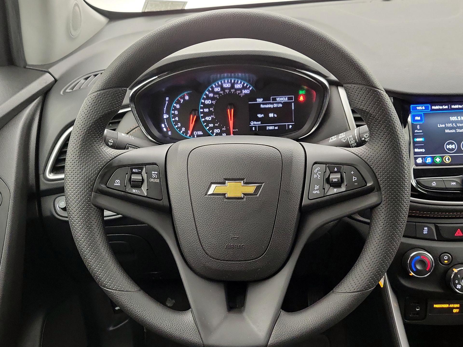 Thumbnail: 2022 Chevrolet Trax - 10