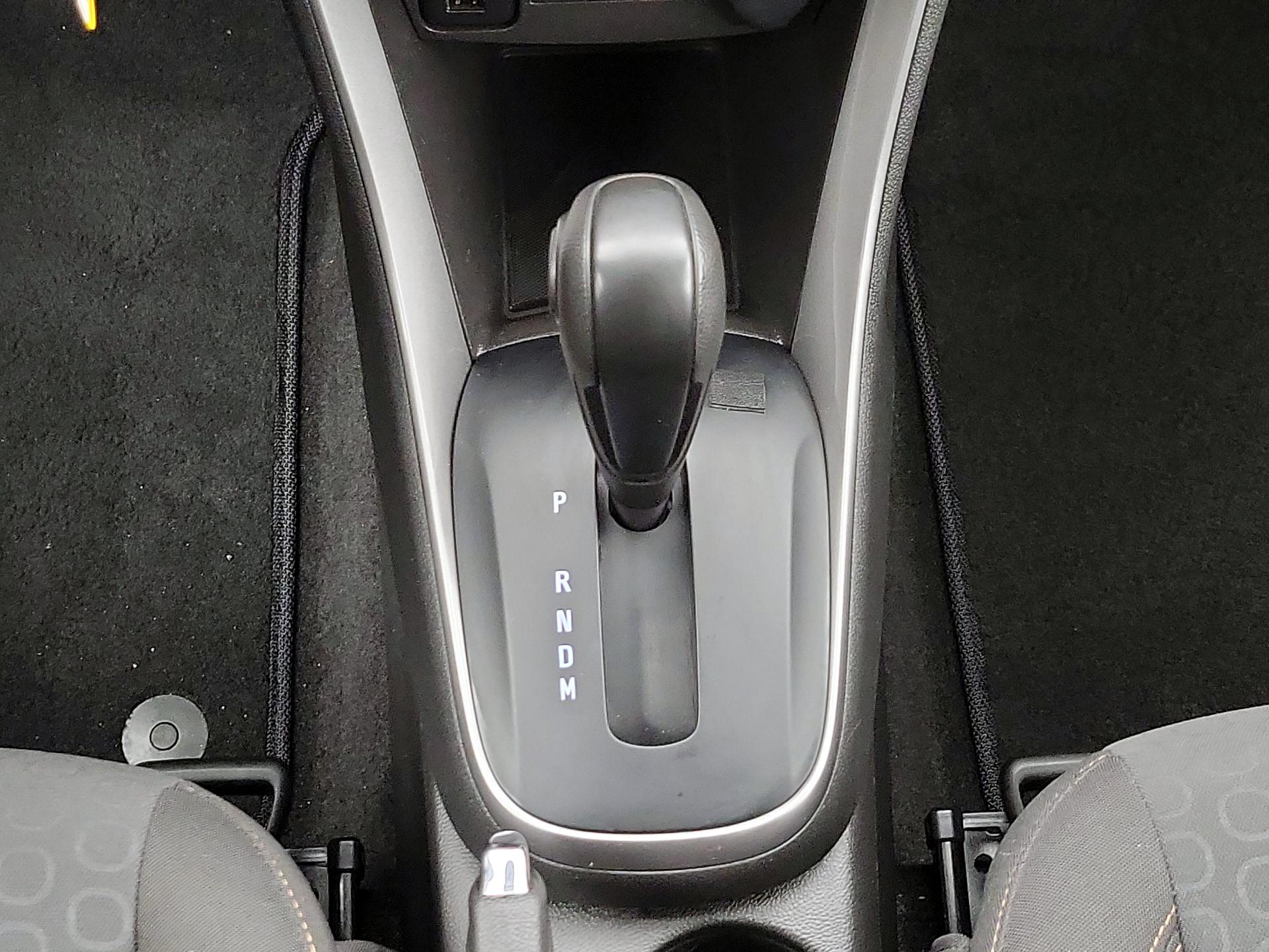 Thumbnail: 2022 Chevrolet Trax - 17