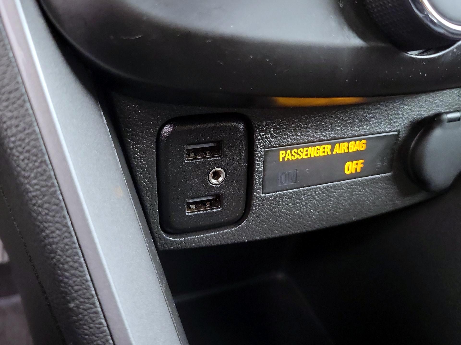 Thumbnail: 2022 Chevrolet Trax - 18