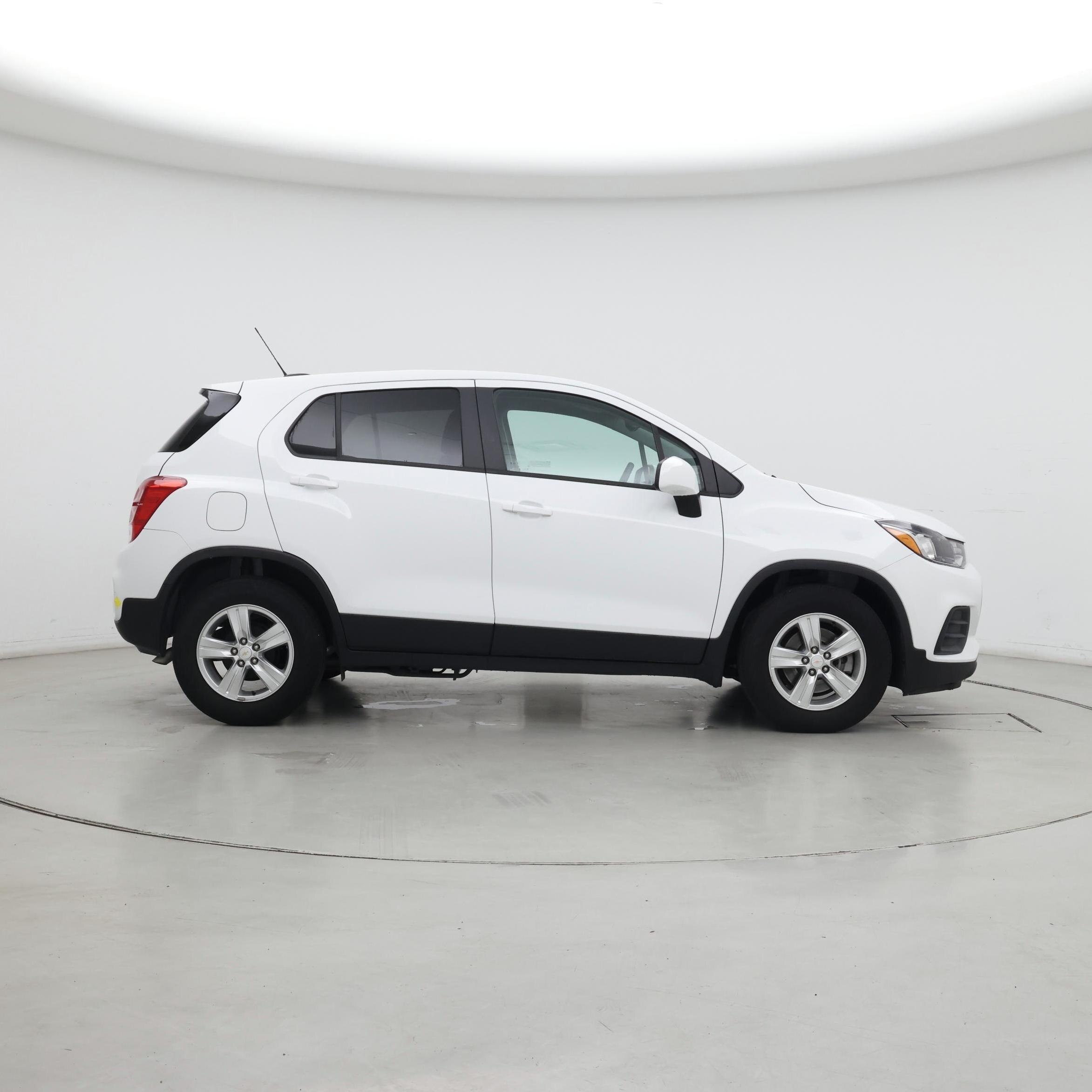 Thumbnail: 2022 Chevrolet Trax - 7