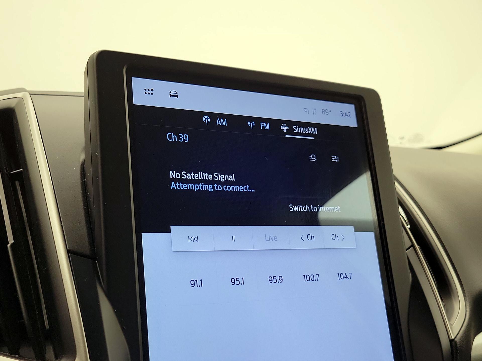 Thumbnail: 2022 Ford Edge - 15