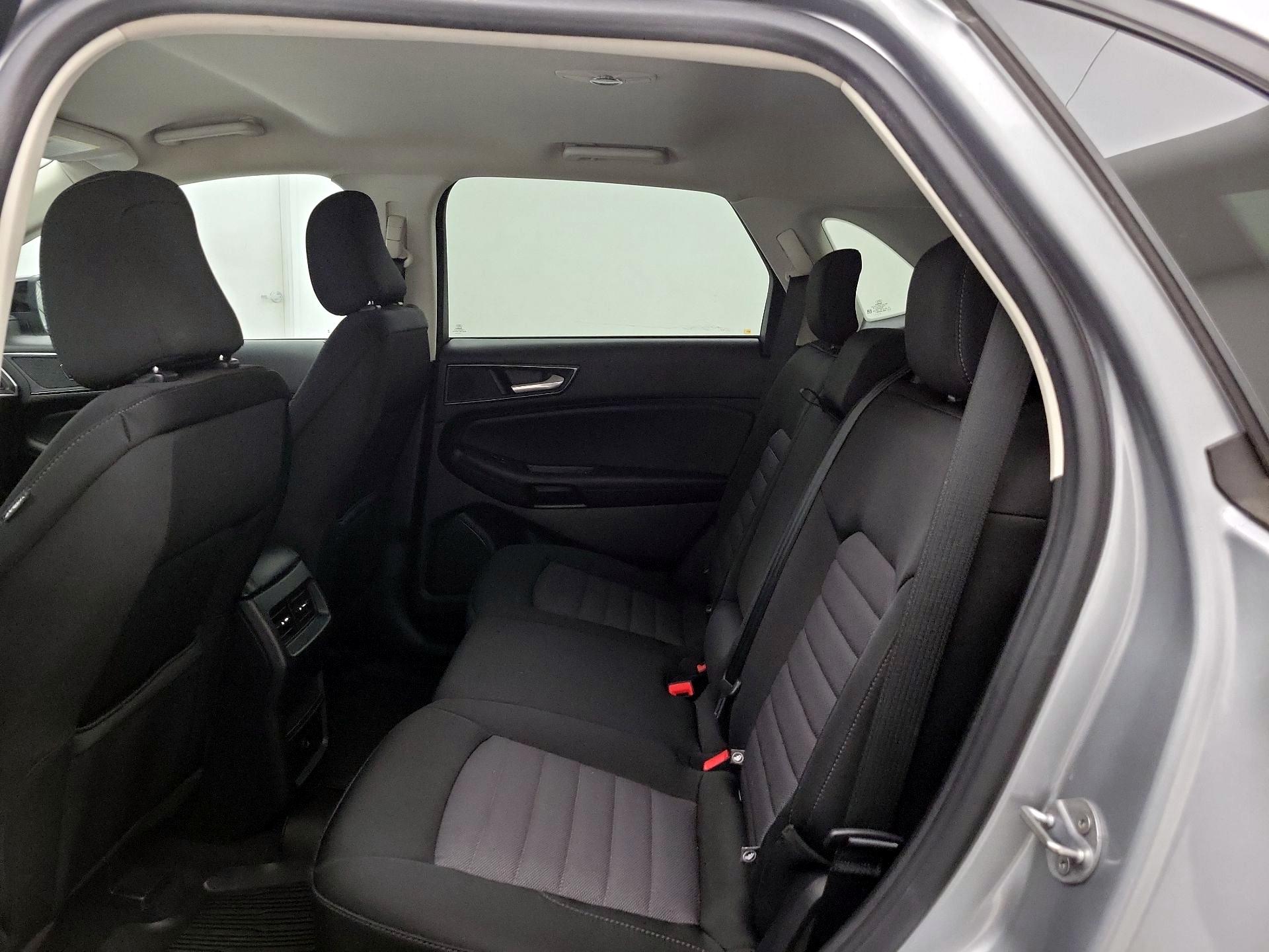 Thumbnail: 2022 Ford Edge - 19