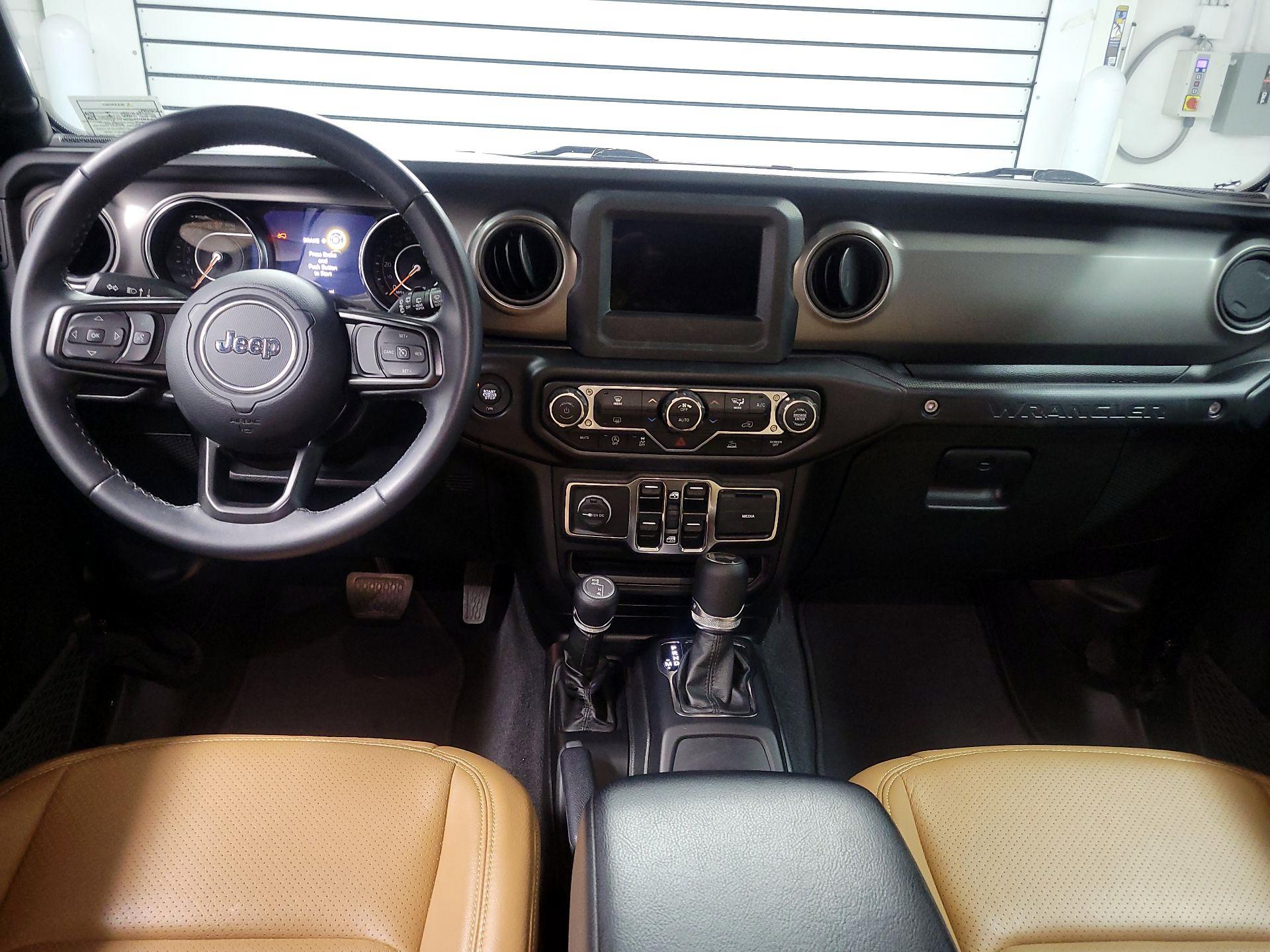 Thumbnail: 2021 Jeep Wrangler - 9