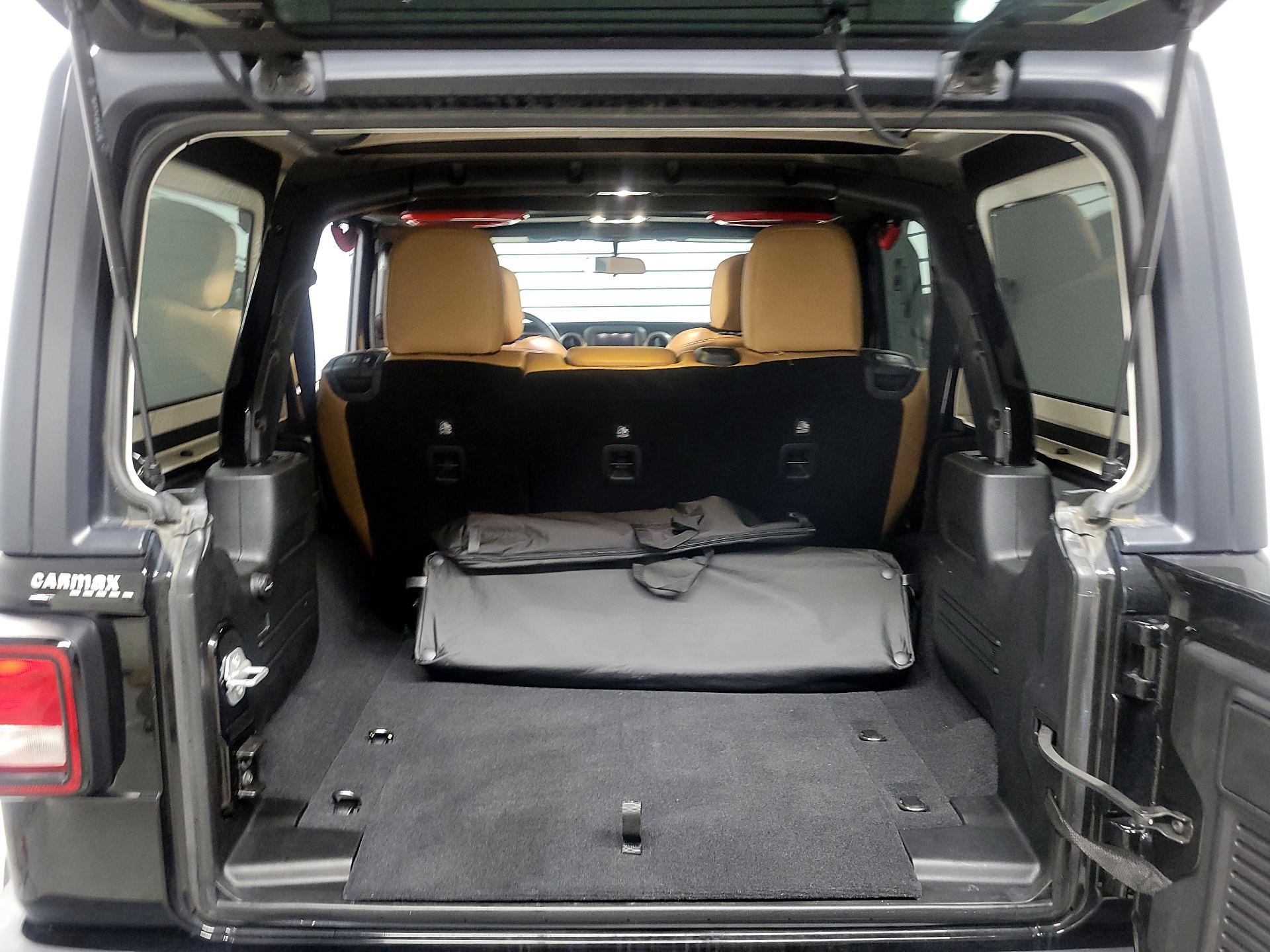 Thumbnail: 2021 Jeep Wrangler - 20