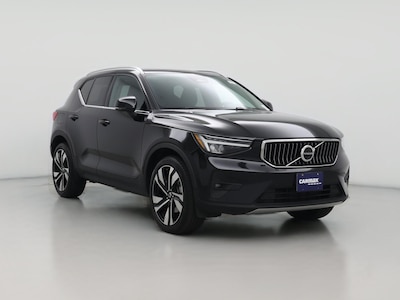 2025 Volvo XC40 B5 Plus Bright Theme