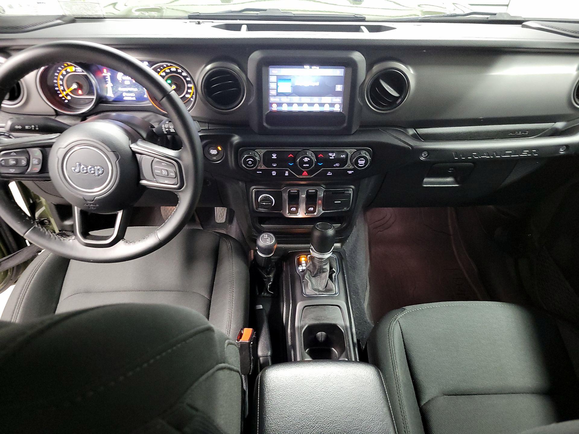 Thumbnail: 2022 Jeep Wrangler - 9