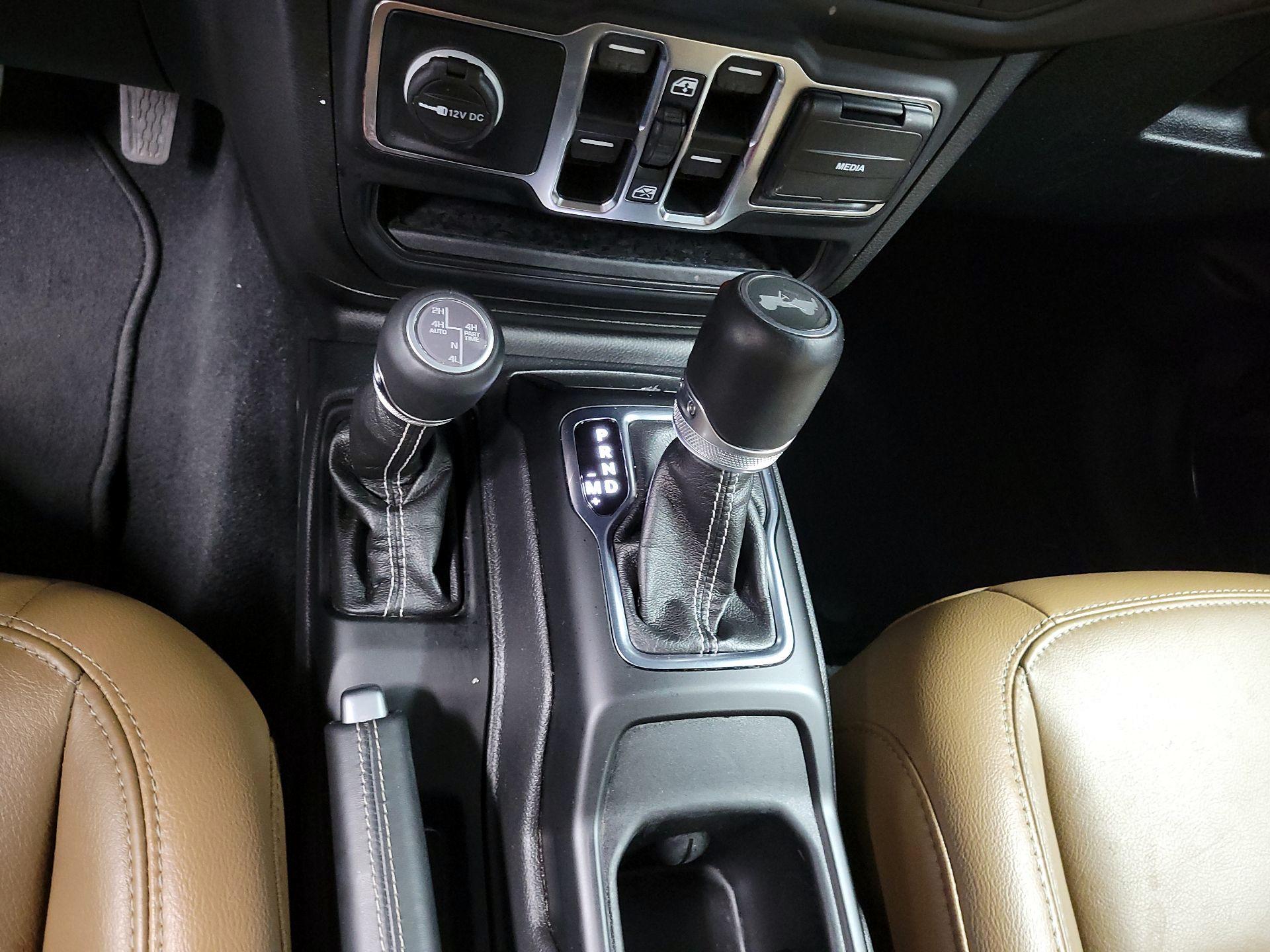 Thumbnail: 2023 Jeep Wrangler - 18