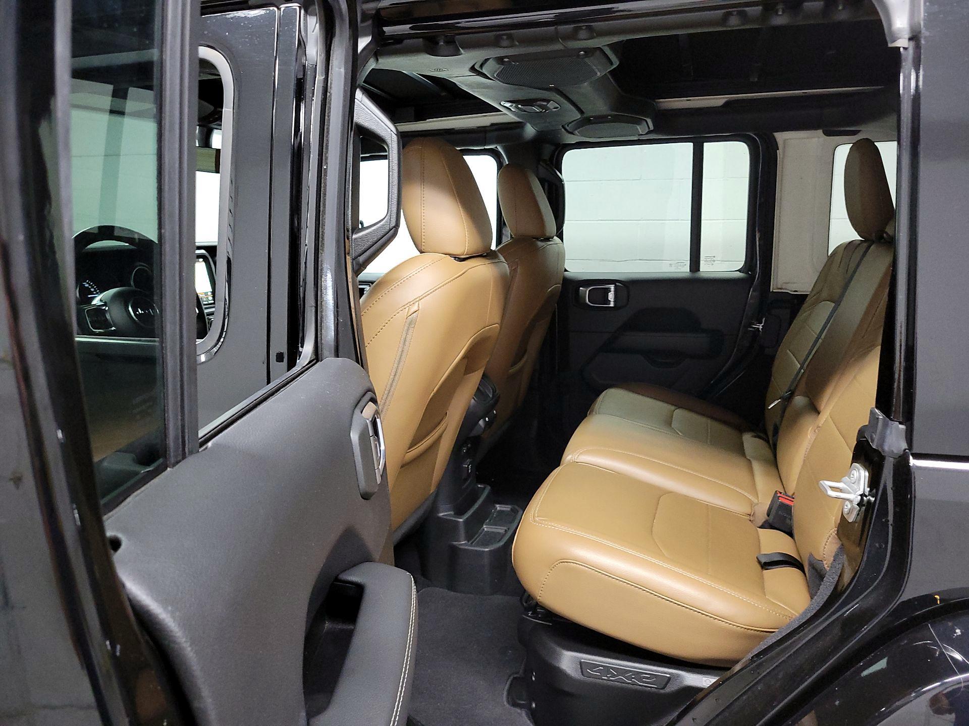 Thumbnail: 2023 Jeep Wrangler - 20