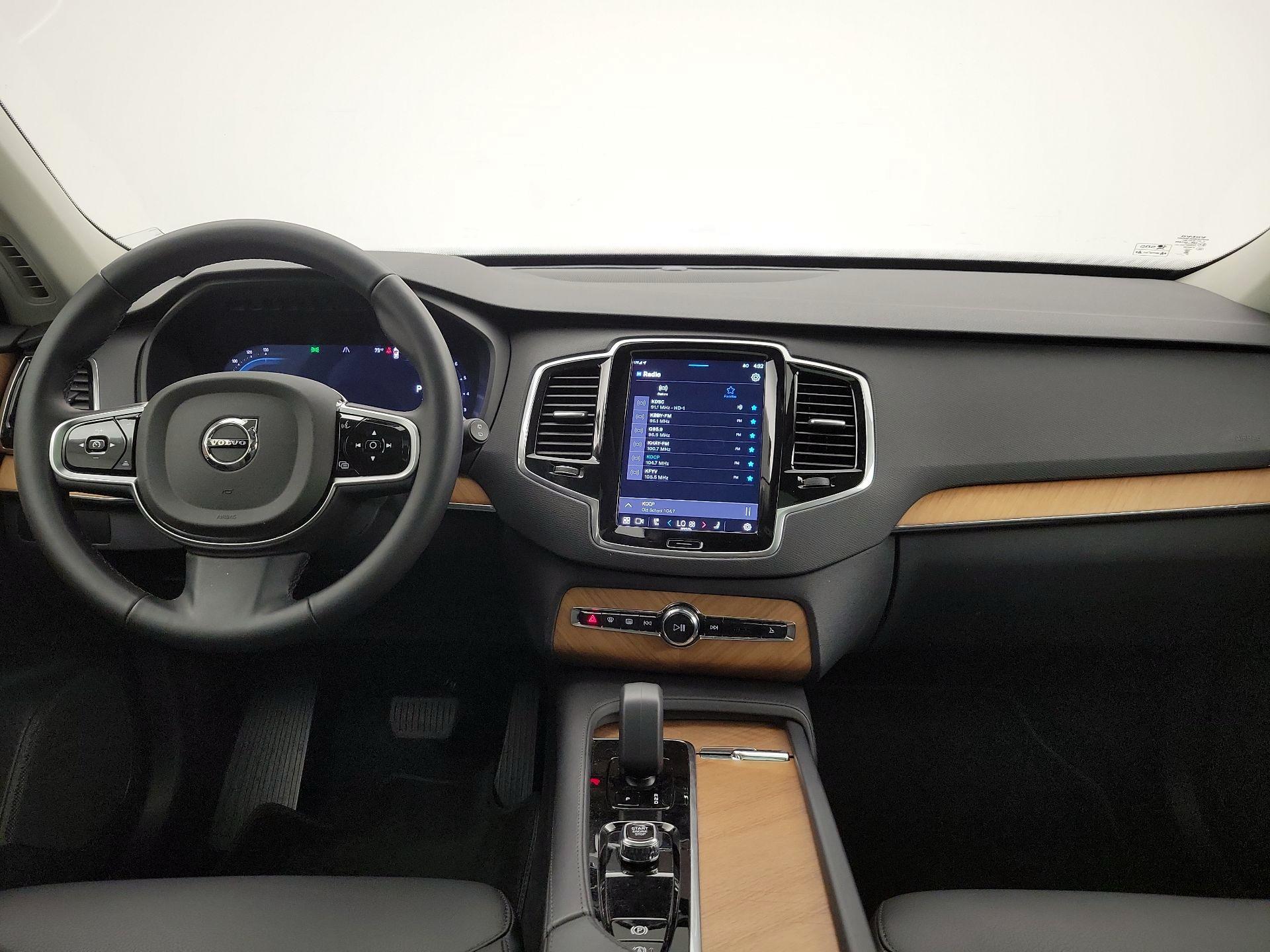 Thumbnail: 2025 Volvo XC90 - 9