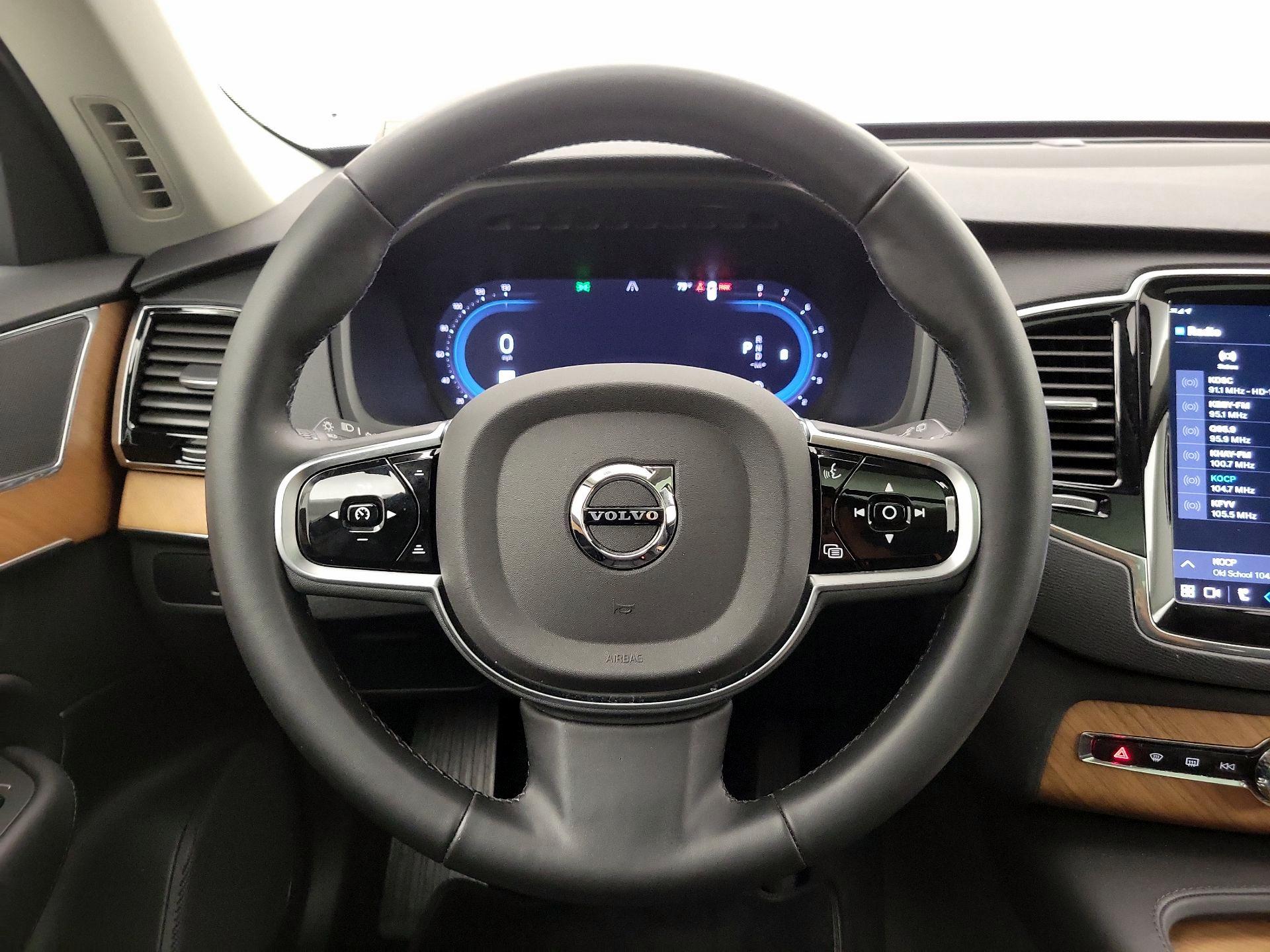 Thumbnail: 2025 Volvo XC90 - 10