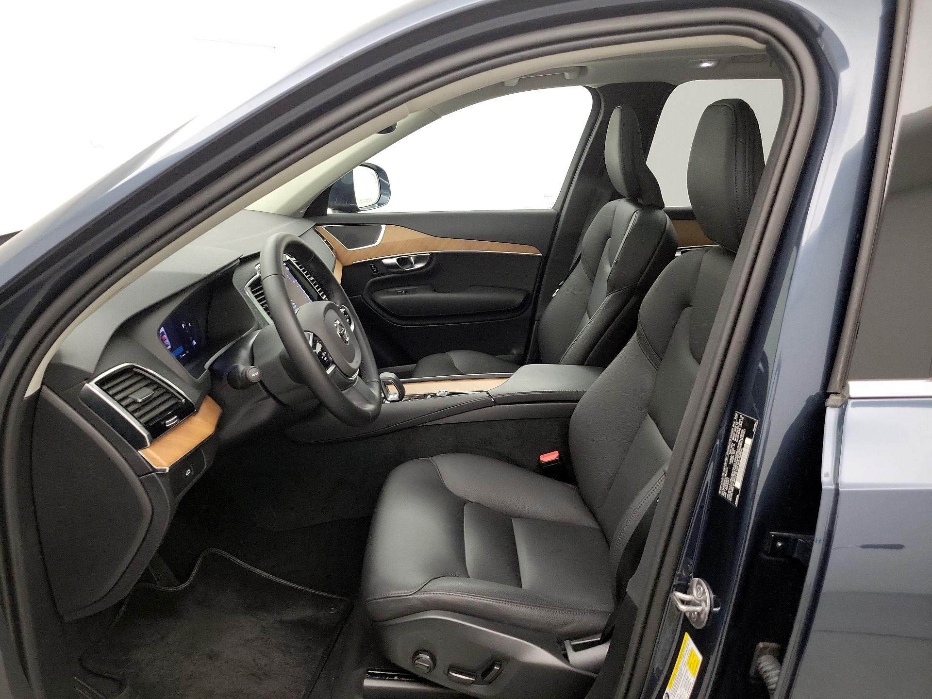 Thumbnail: 2025 Volvo XC90 - 11