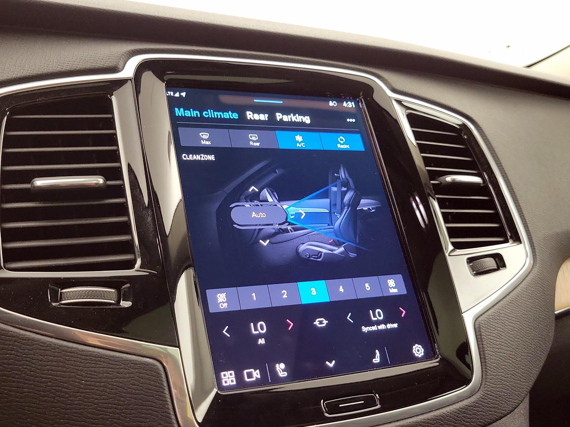 Thumbnail: 2025 Volvo XC90 - 17