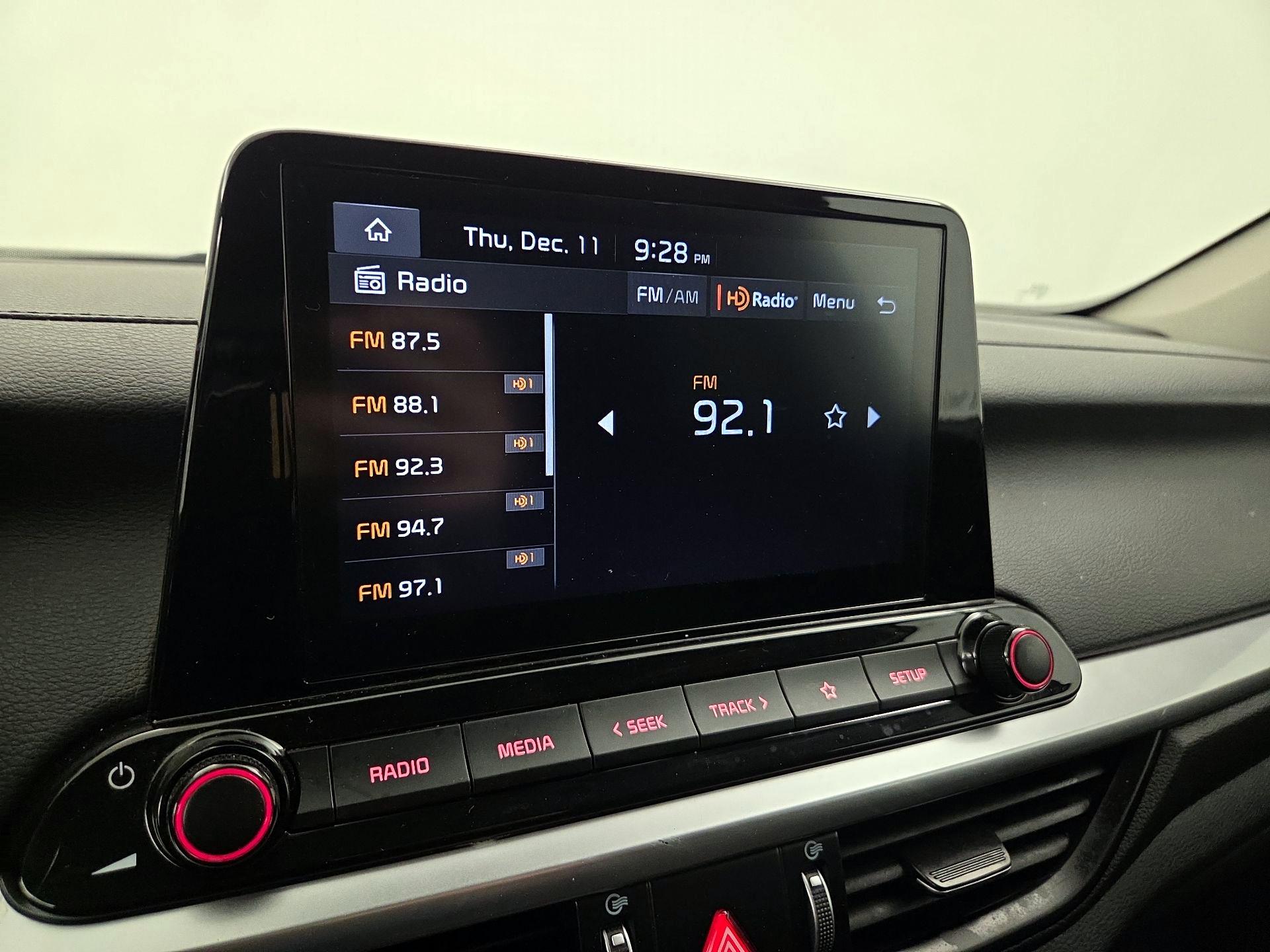 Thumbnail: 2023 Kia Forte - 15