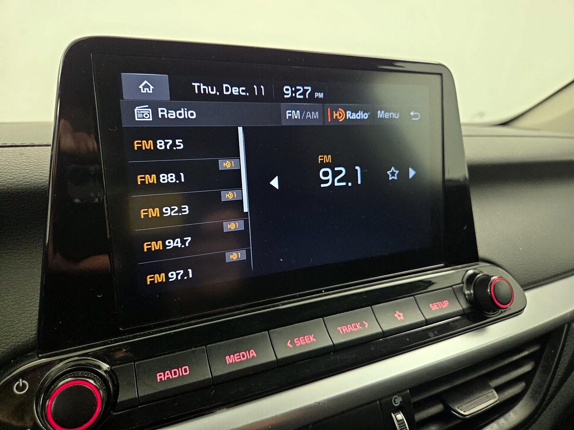 Thumbnail: 2023 Kia Forte - 16