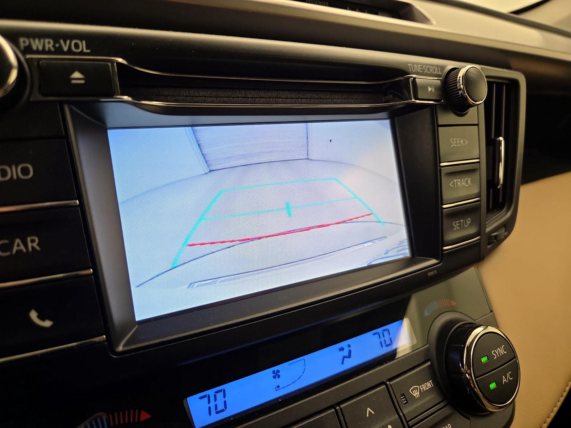 Thumbnail: 2017 Toyota RAV4 - 14