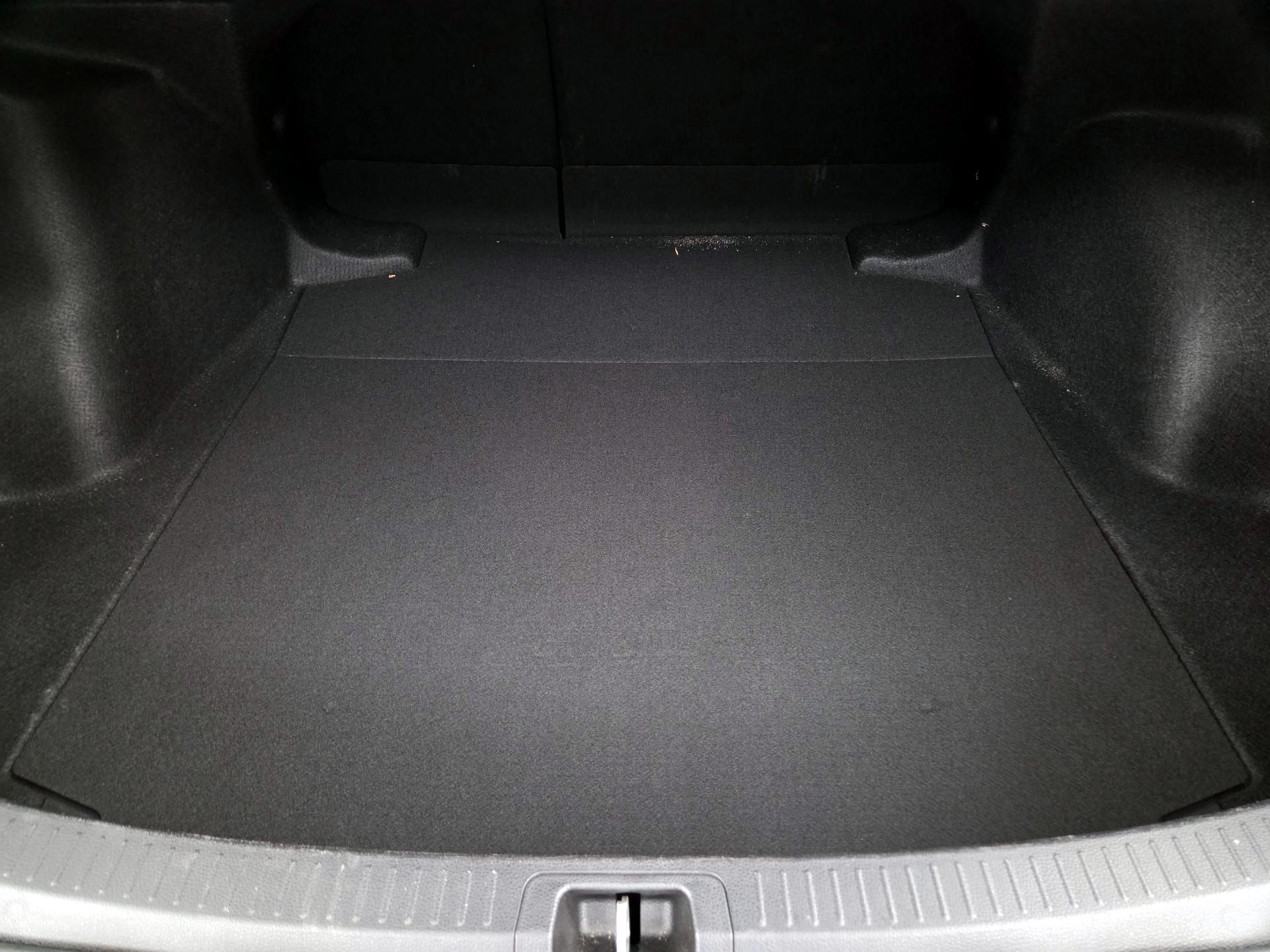 Thumbnail: 2022 Toyota Corolla - 20