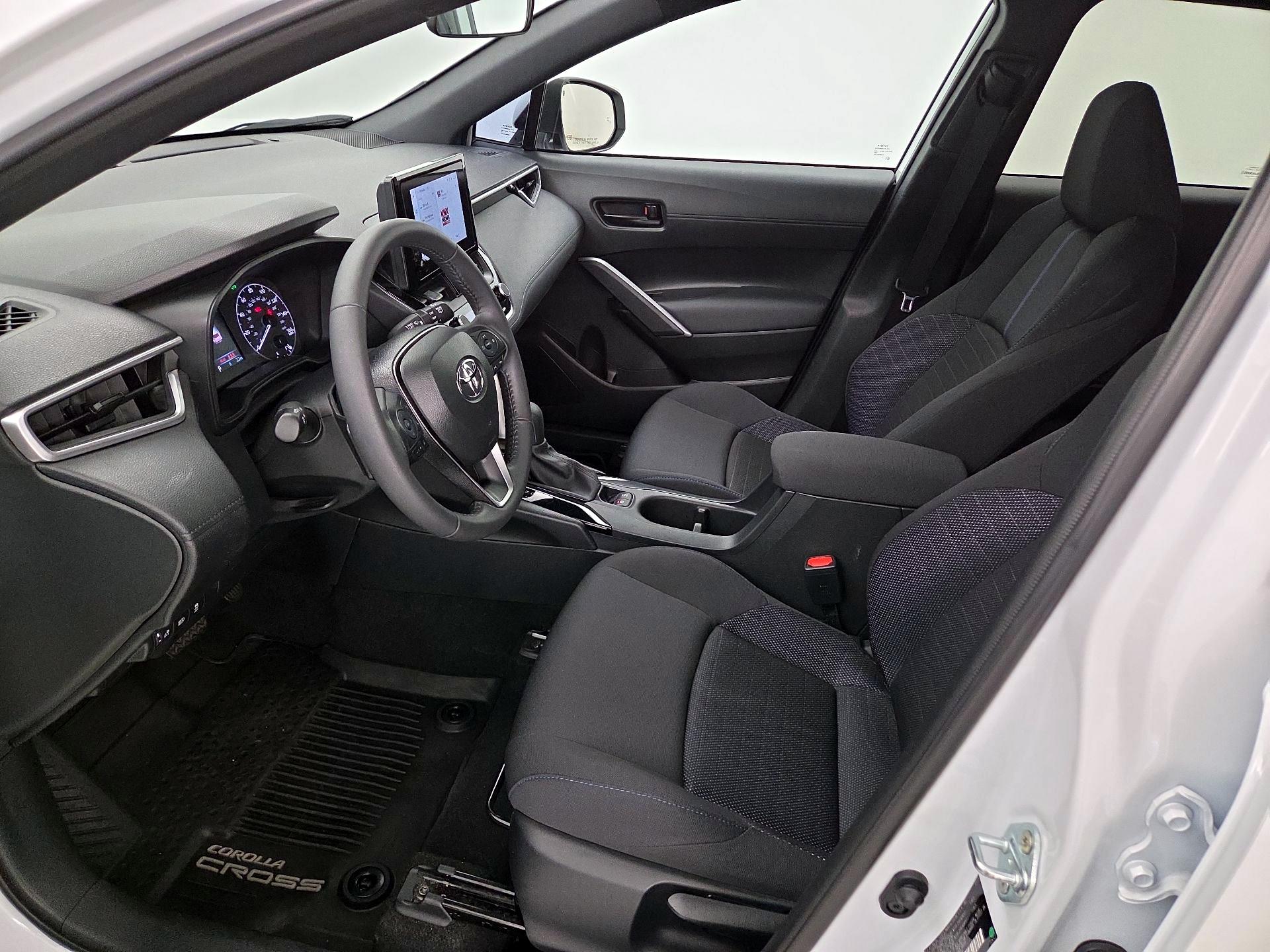 Thumbnail: 2024 Toyota Corolla Cross - 11