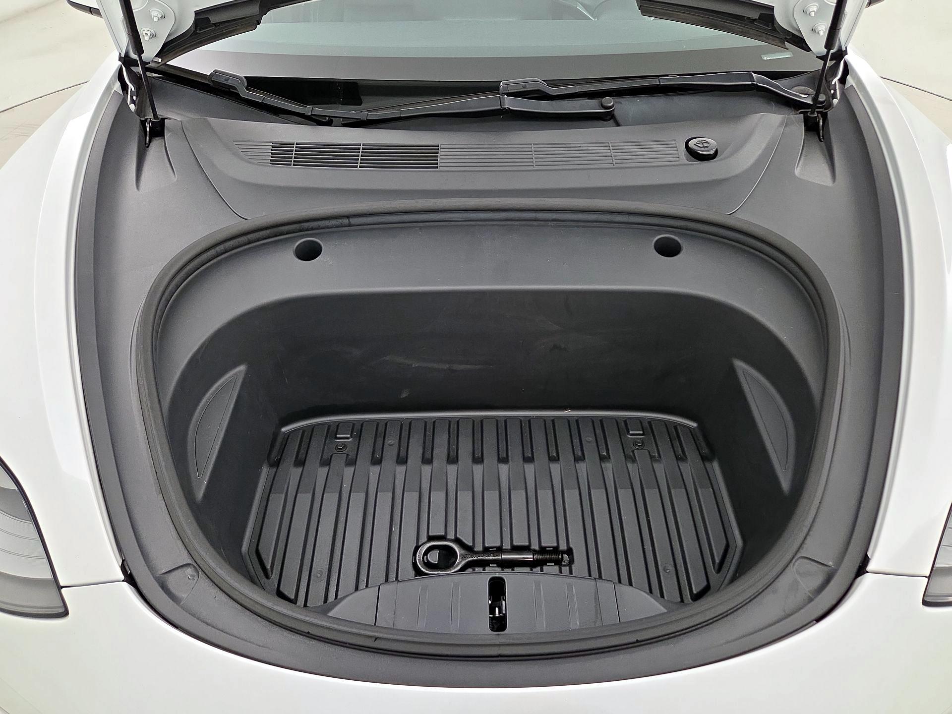 Thumbnail: 2021 Tesla Model 3 - 20