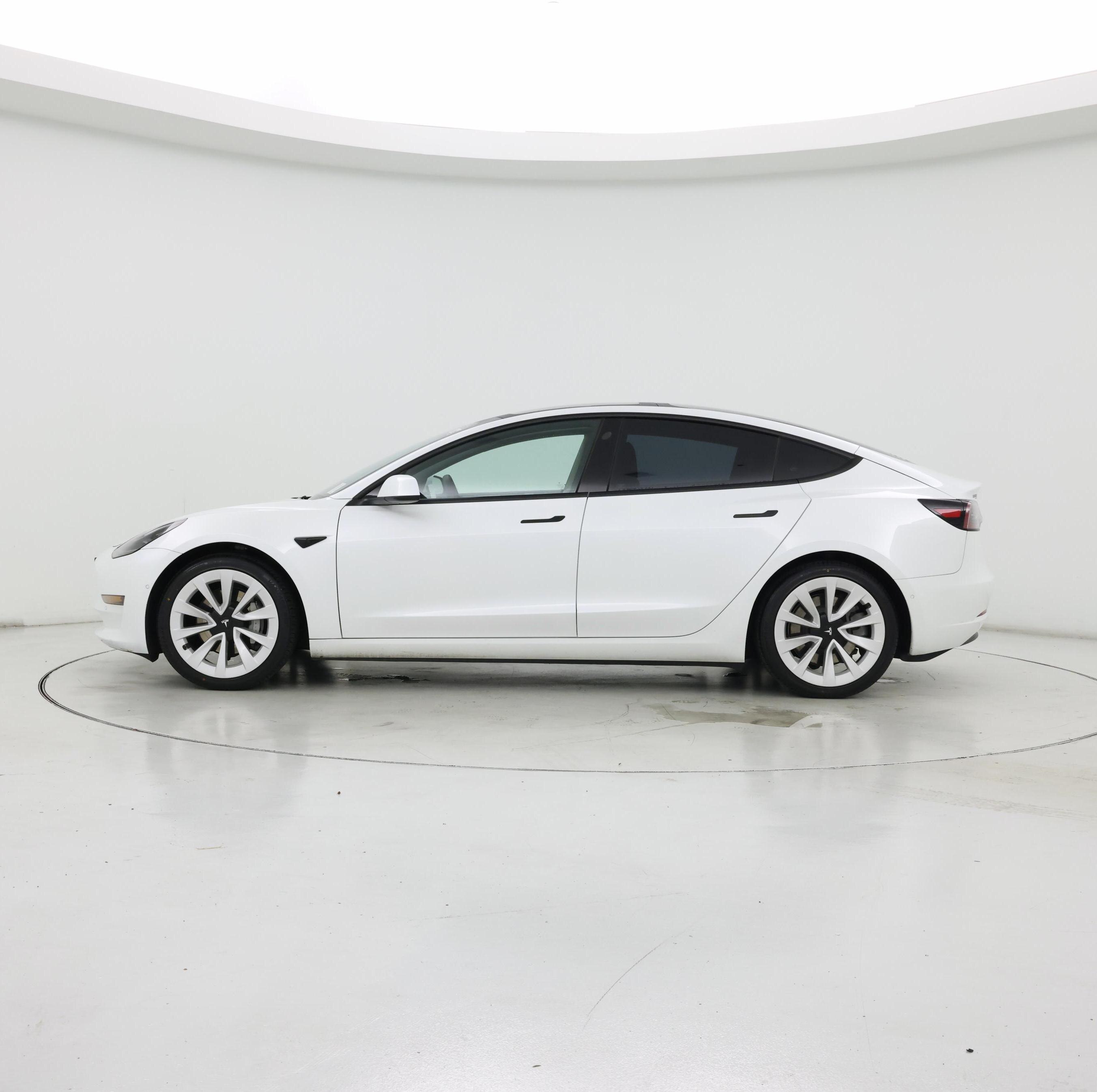 Thumbnail: 2021 Tesla Model 3 - 3