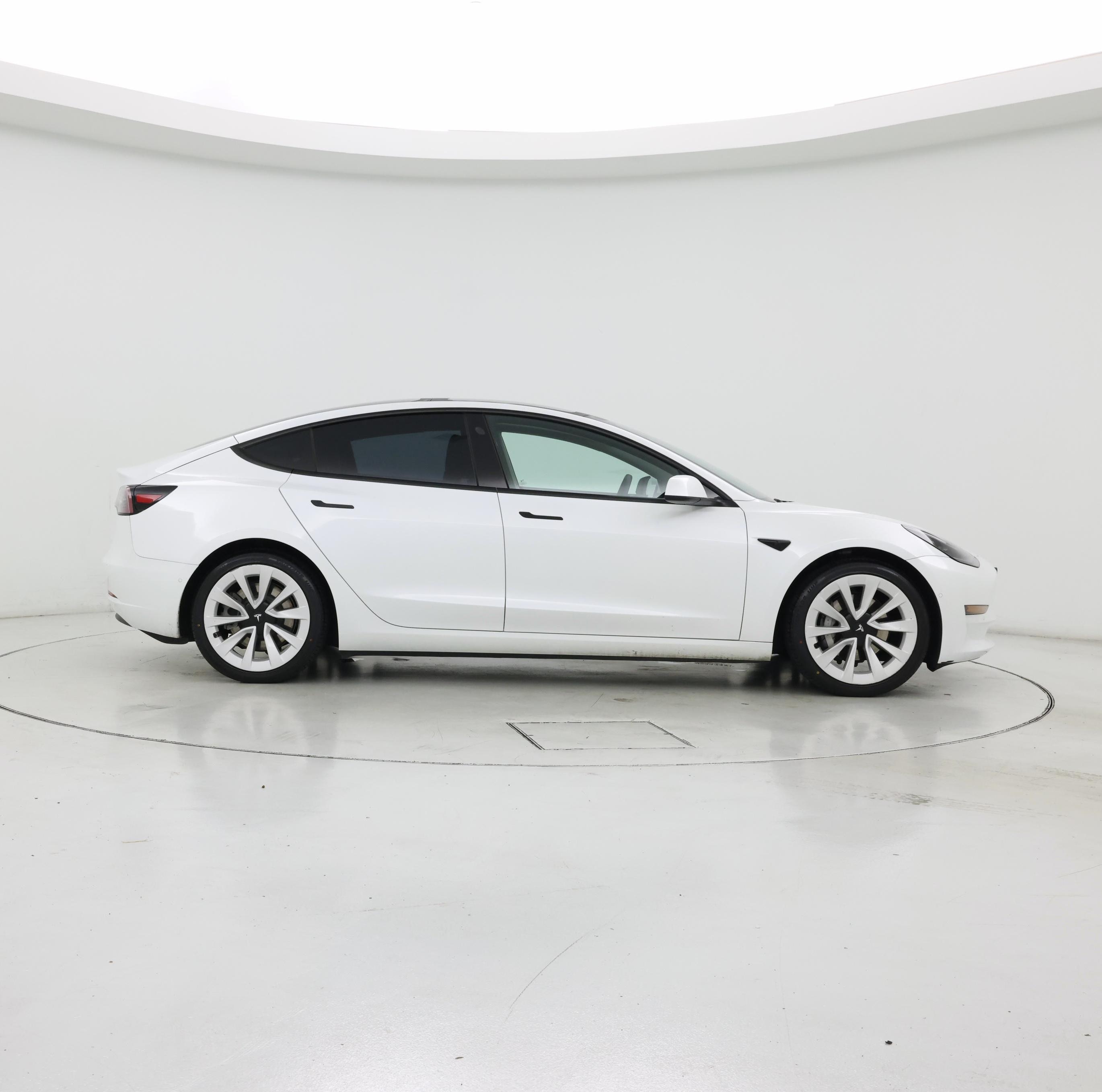 Thumbnail: 2021 Tesla Model 3 - 7