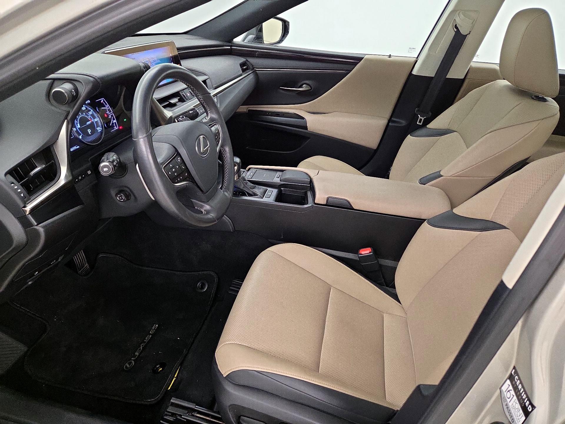 Thumbnail: 2020 Lexus ES - 11