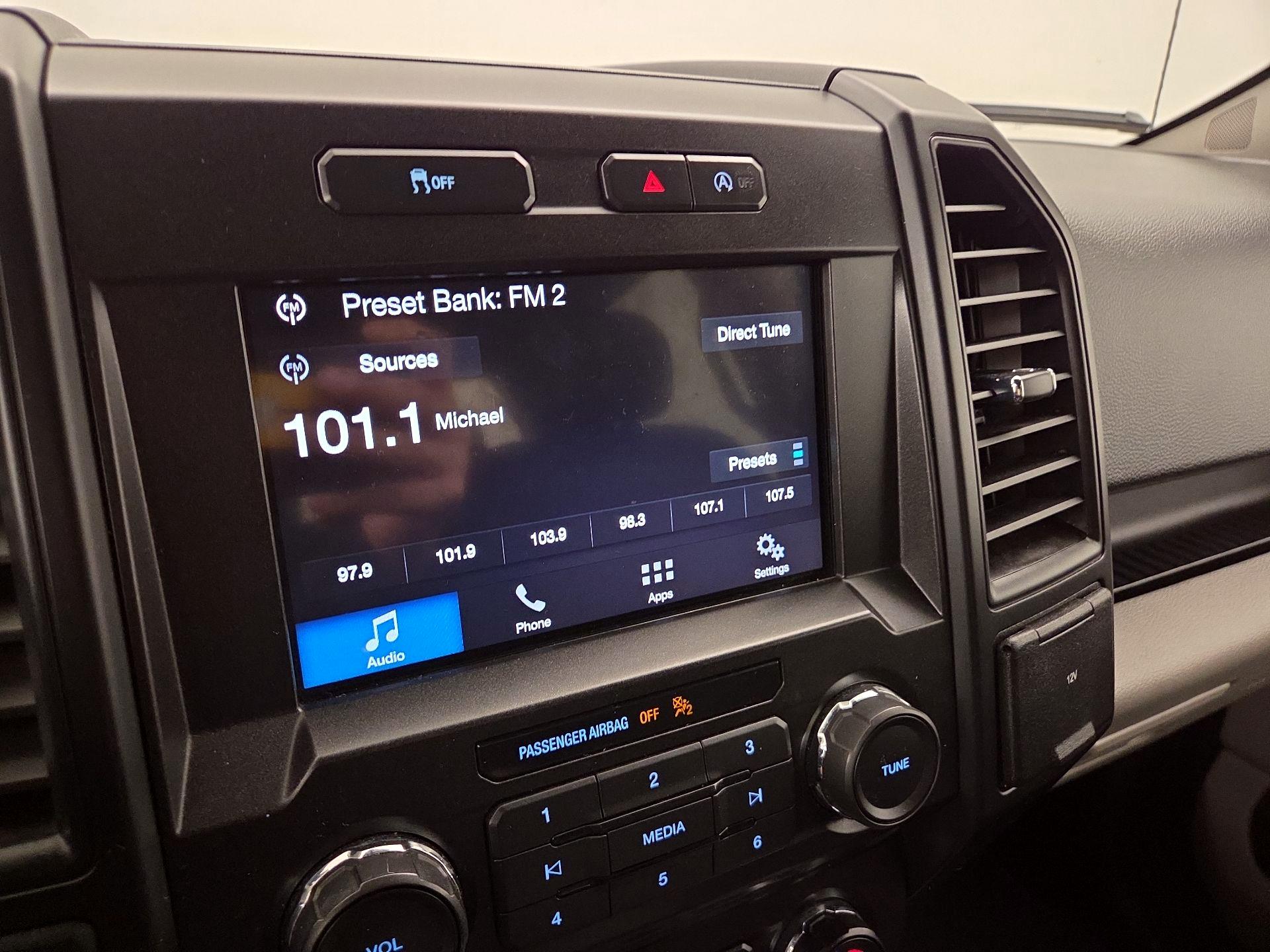 Thumbnail: 2018 Ford F-150 - 15