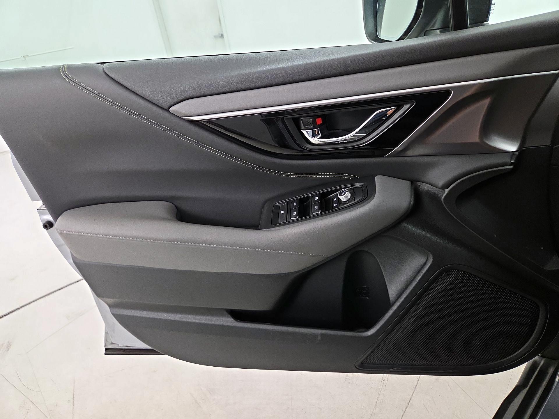 Thumbnail: 2022 Subaru Outback - 12