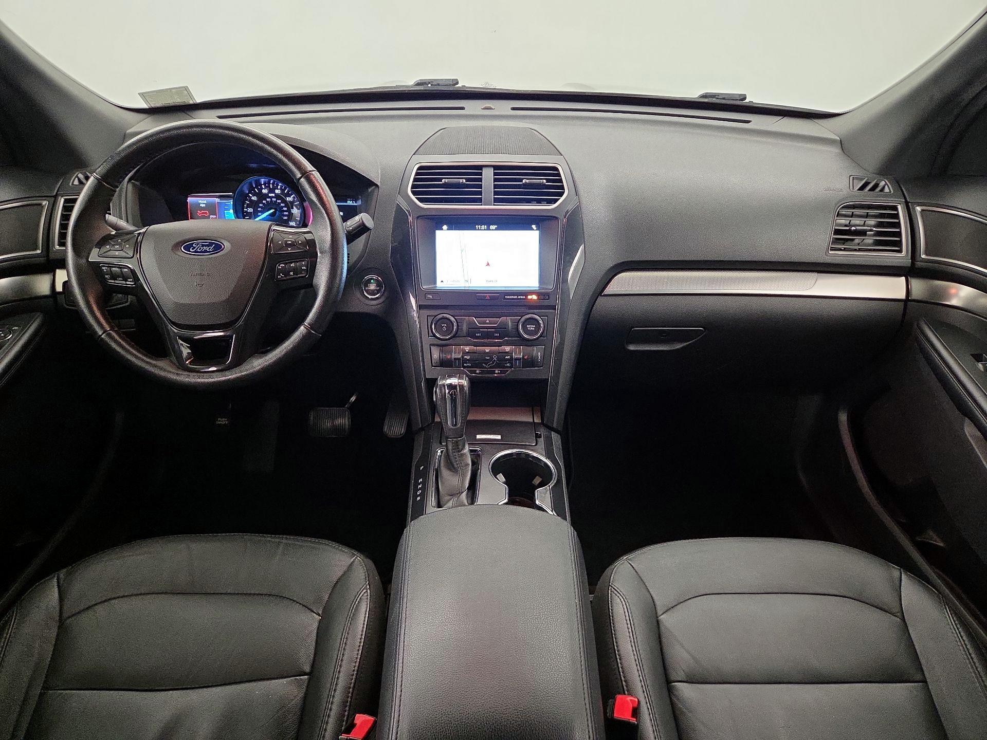 Thumbnail: 2018 Ford Explorer - 9