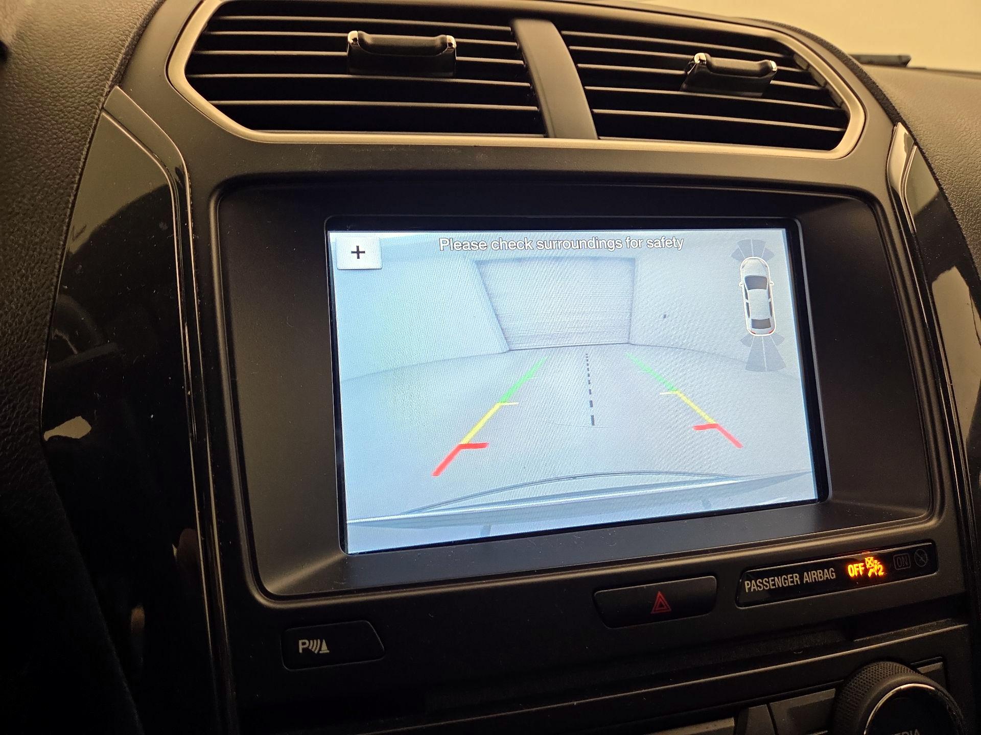 Thumbnail: 2018 Ford Explorer - 15