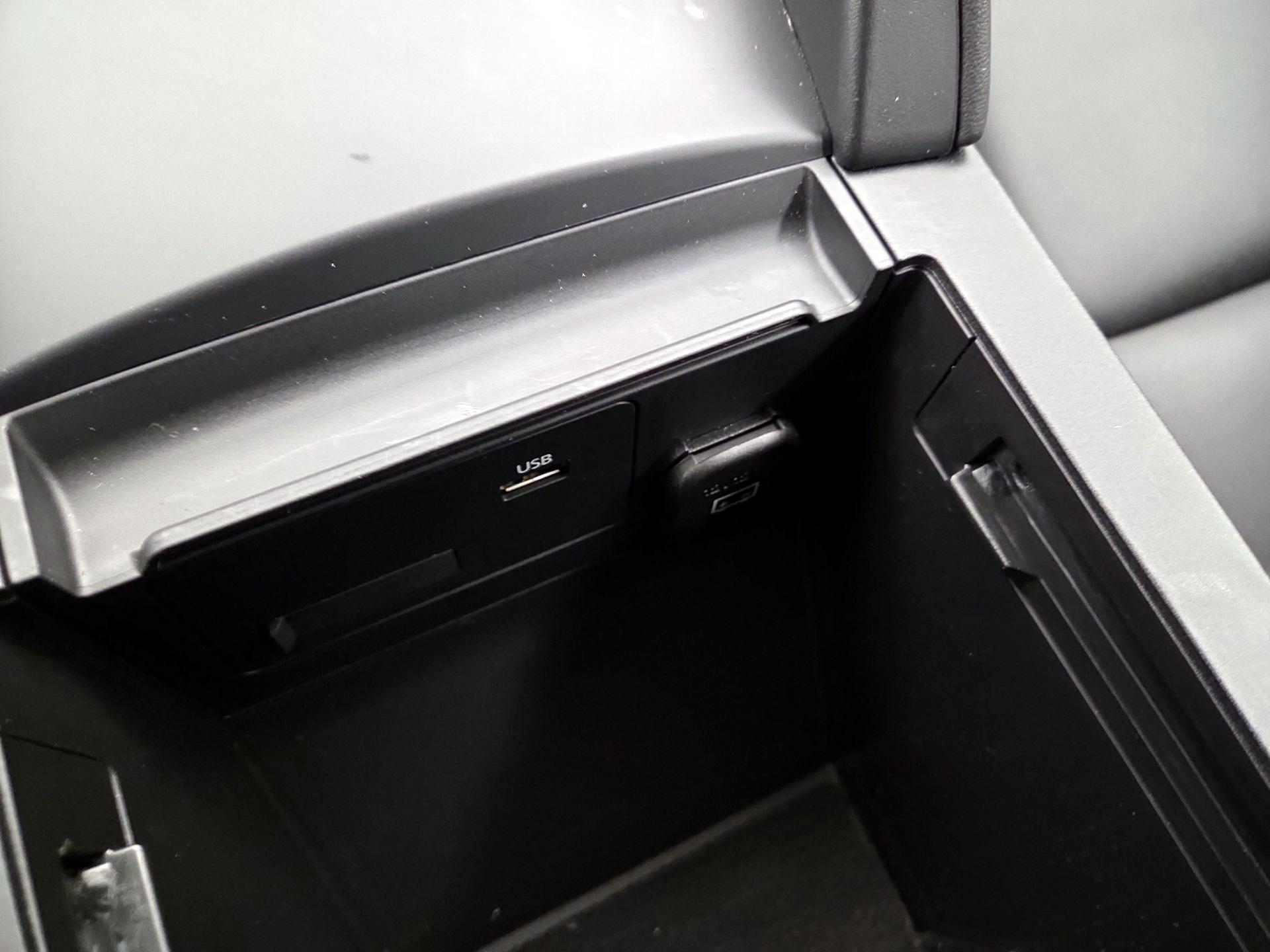 Thumbnail: 2021 Mazda Mazda3 - 19