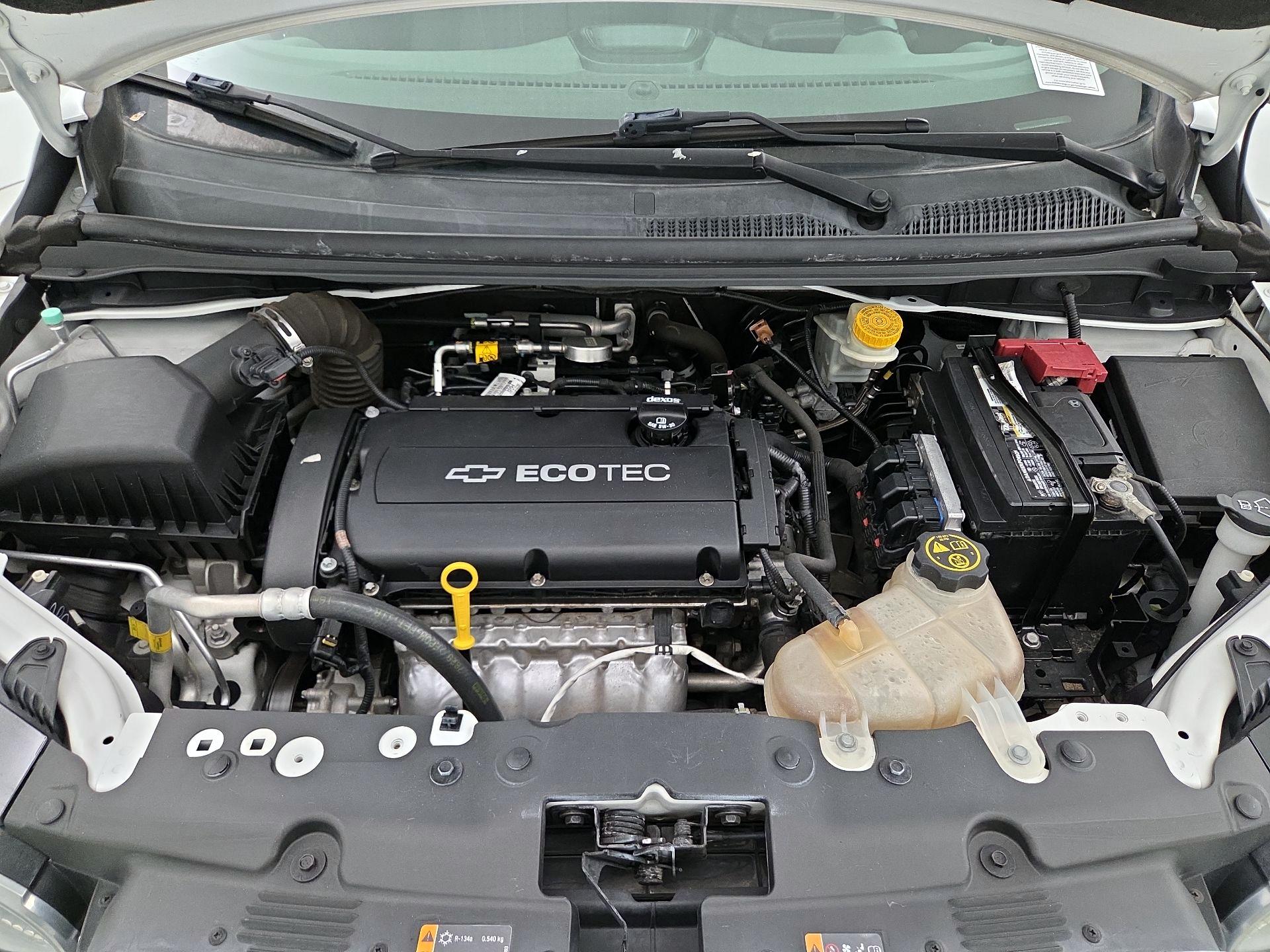 Thumbnail: 2015 Chevrolet Sonic - 19