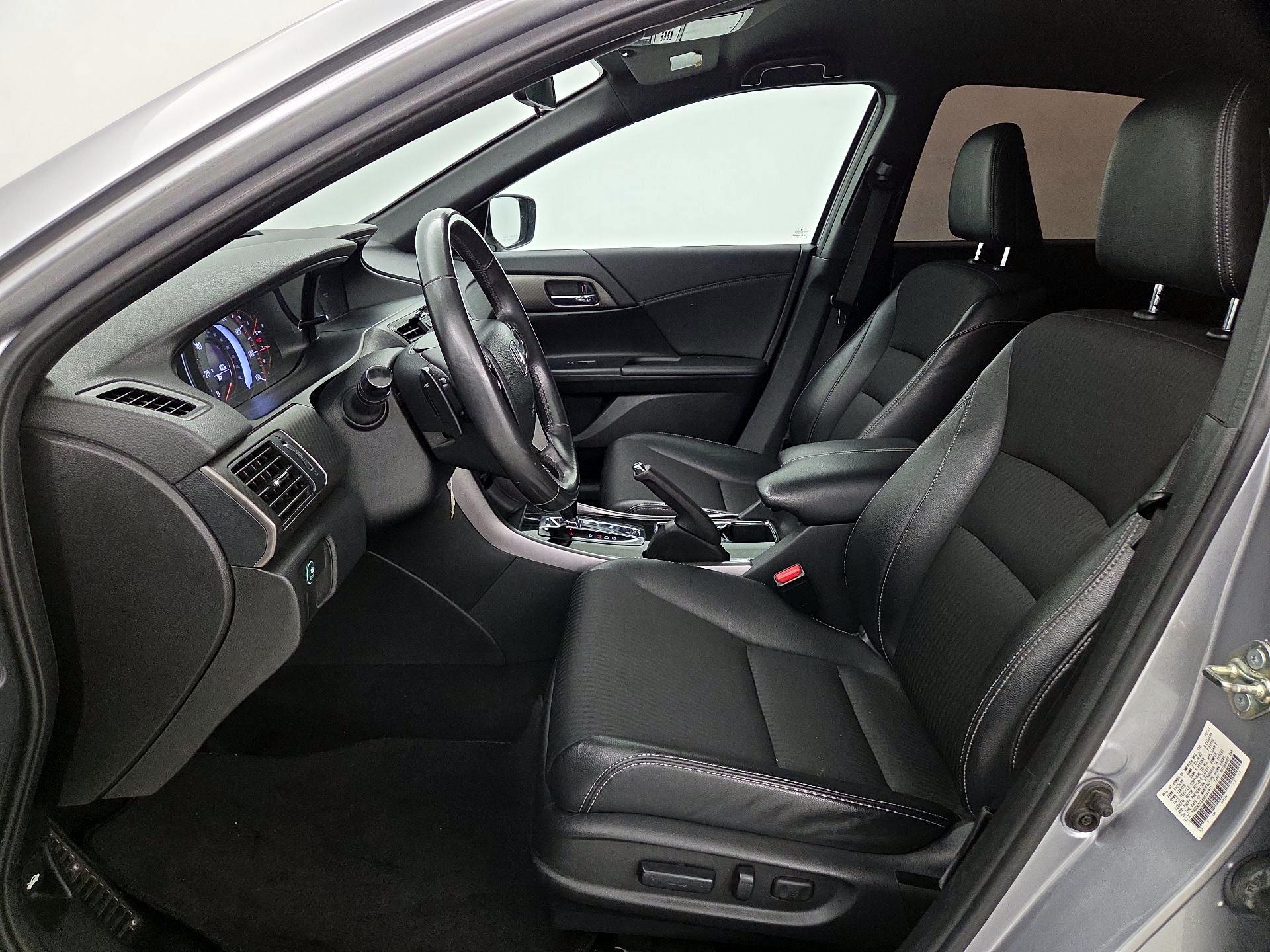 Thumbnail: 2017 Honda Accord - 11