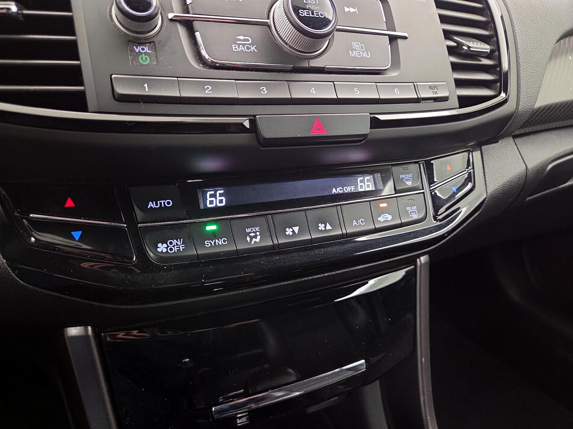 Thumbnail: 2017 Honda Accord - 16