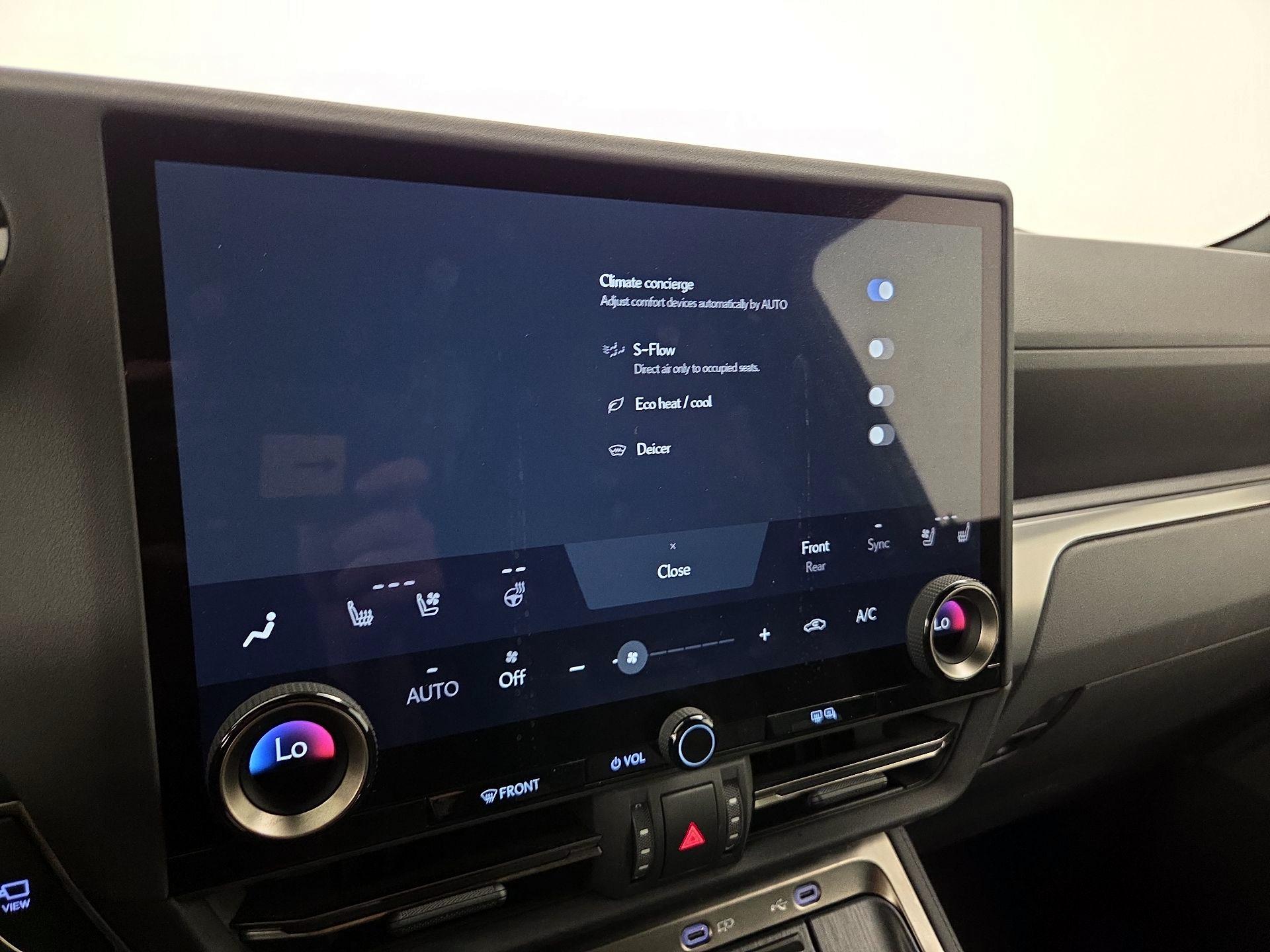 Thumbnail: 2024 Lexus GX - 17