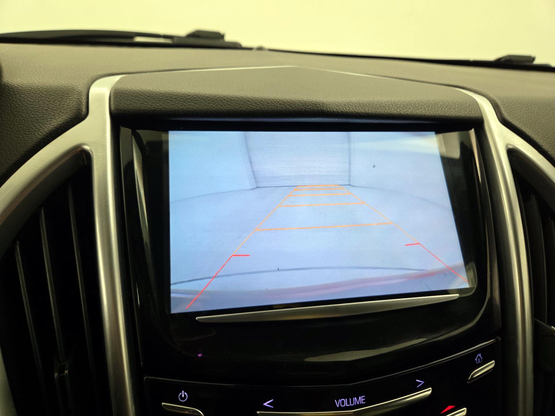 Thumbnail: 2016 Cadillac SRX - 15