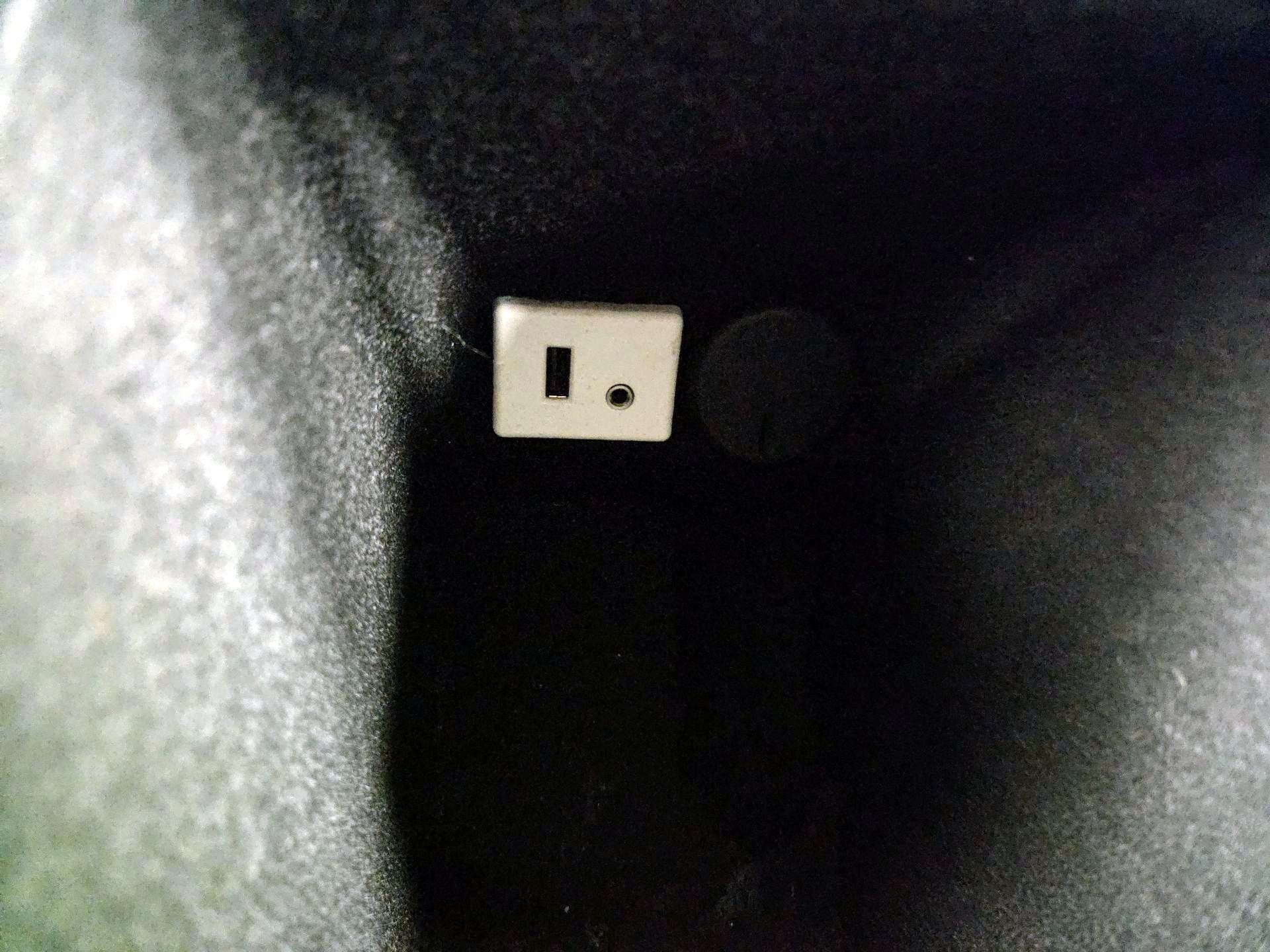 Thumbnail: 2016 Cadillac SRX - 19