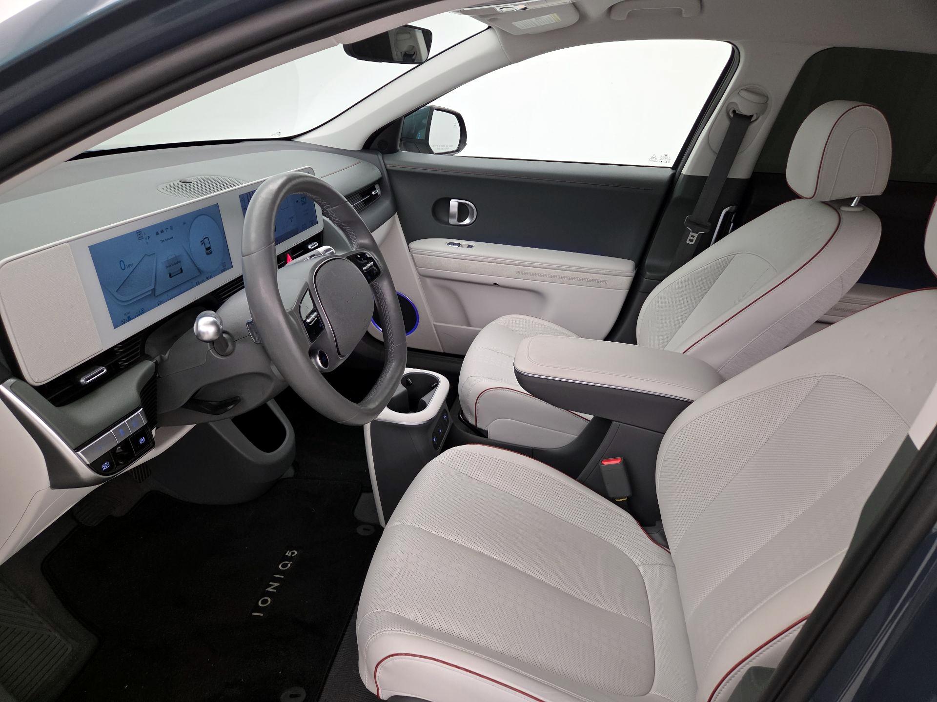 Thumbnail: 2023 Hyundai Ioniq 5 - 11