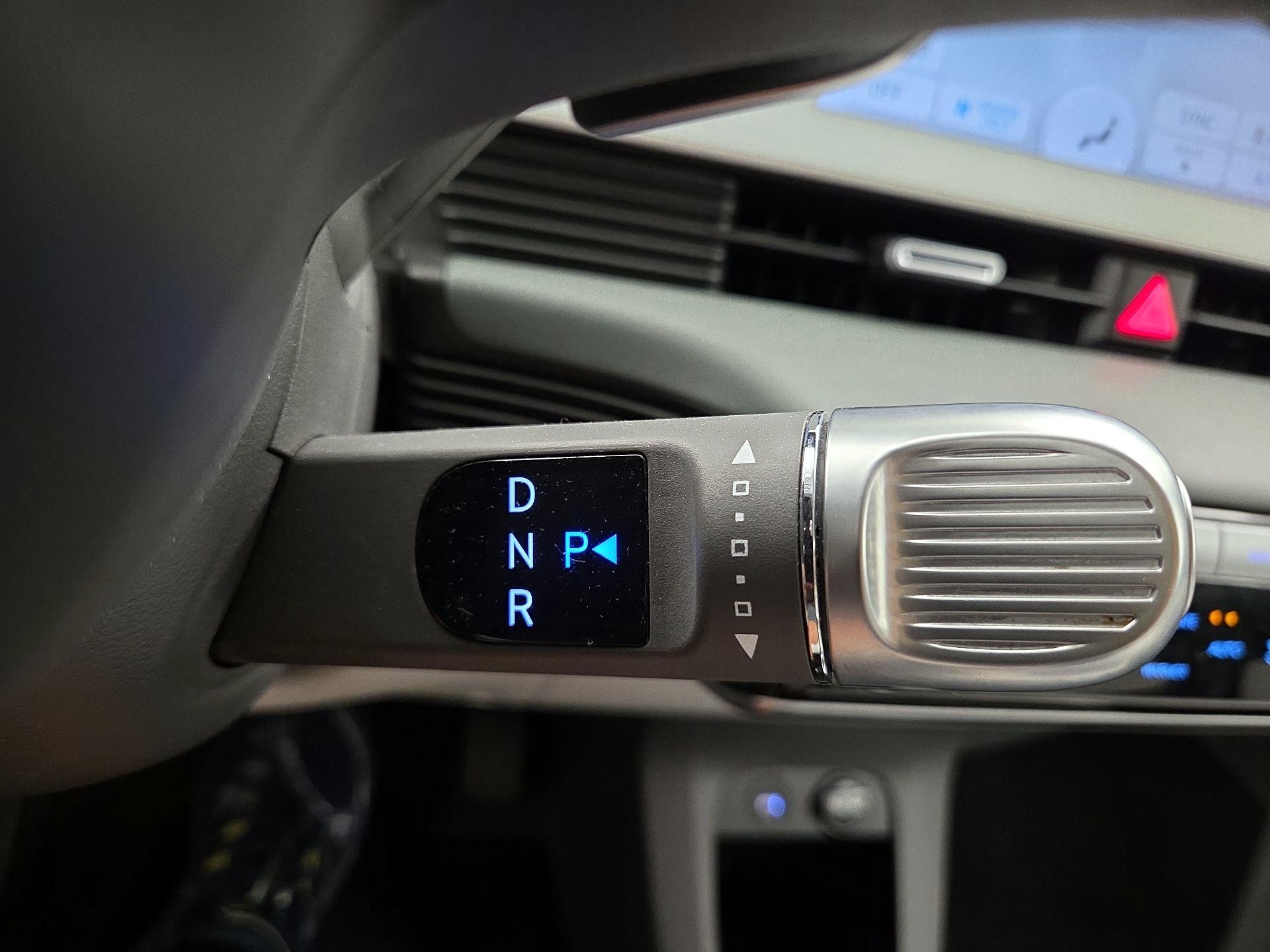 Thumbnail: 2023 Hyundai Ioniq 5 - 18