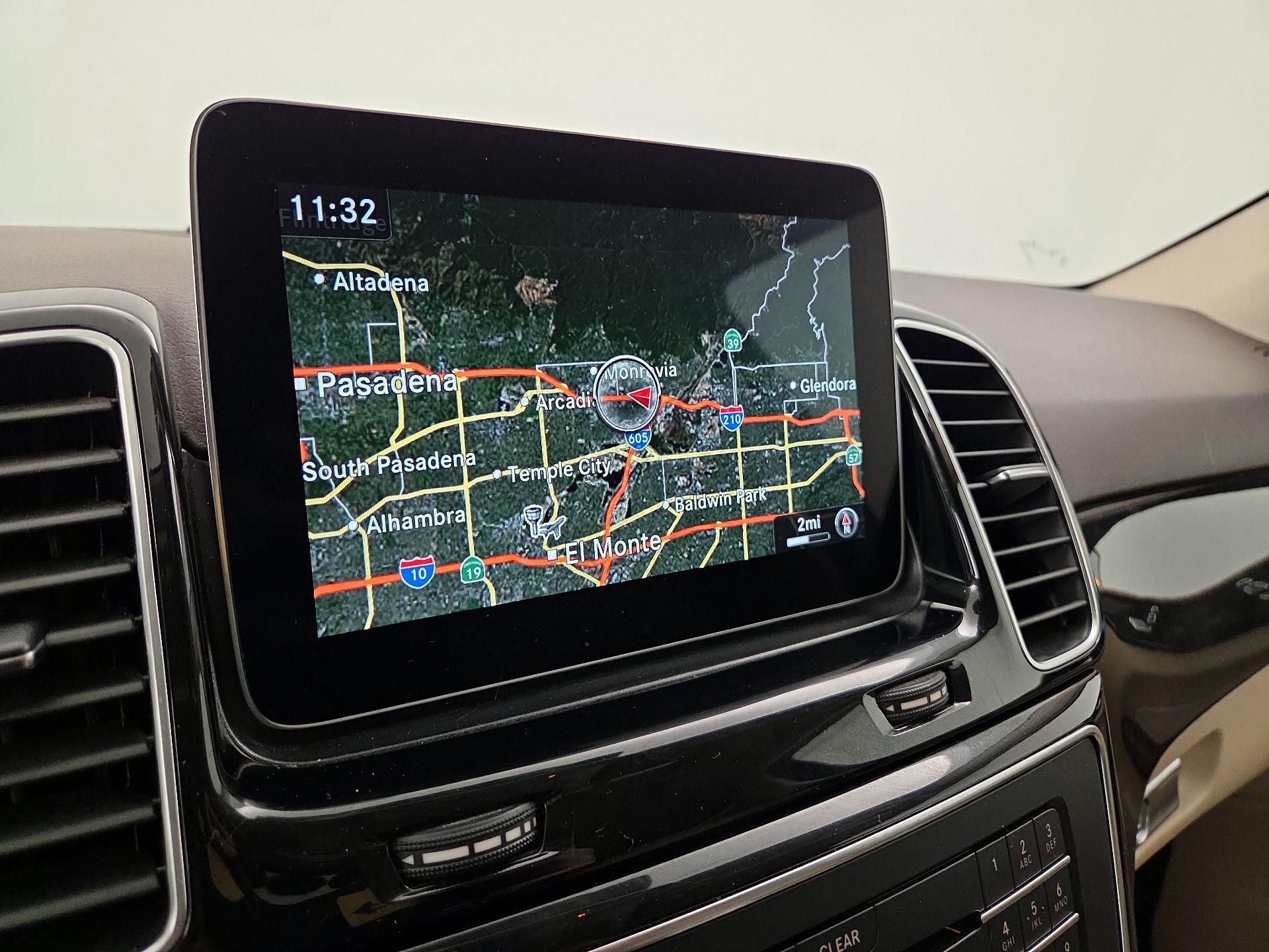 Thumbnail: 2017 Mercedes-Benz GLE - 14