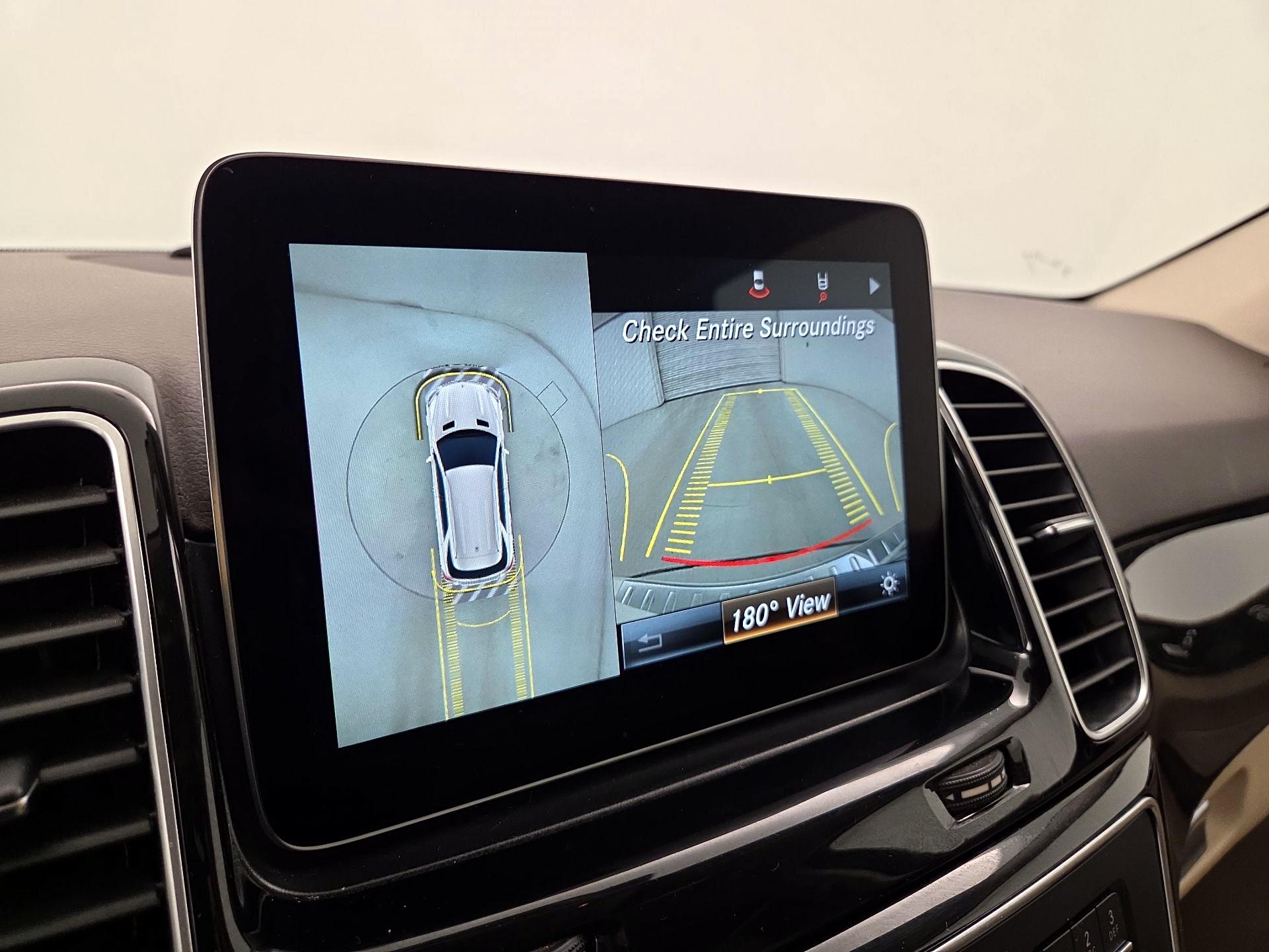 Thumbnail: 2017 Mercedes-Benz GLE - 15