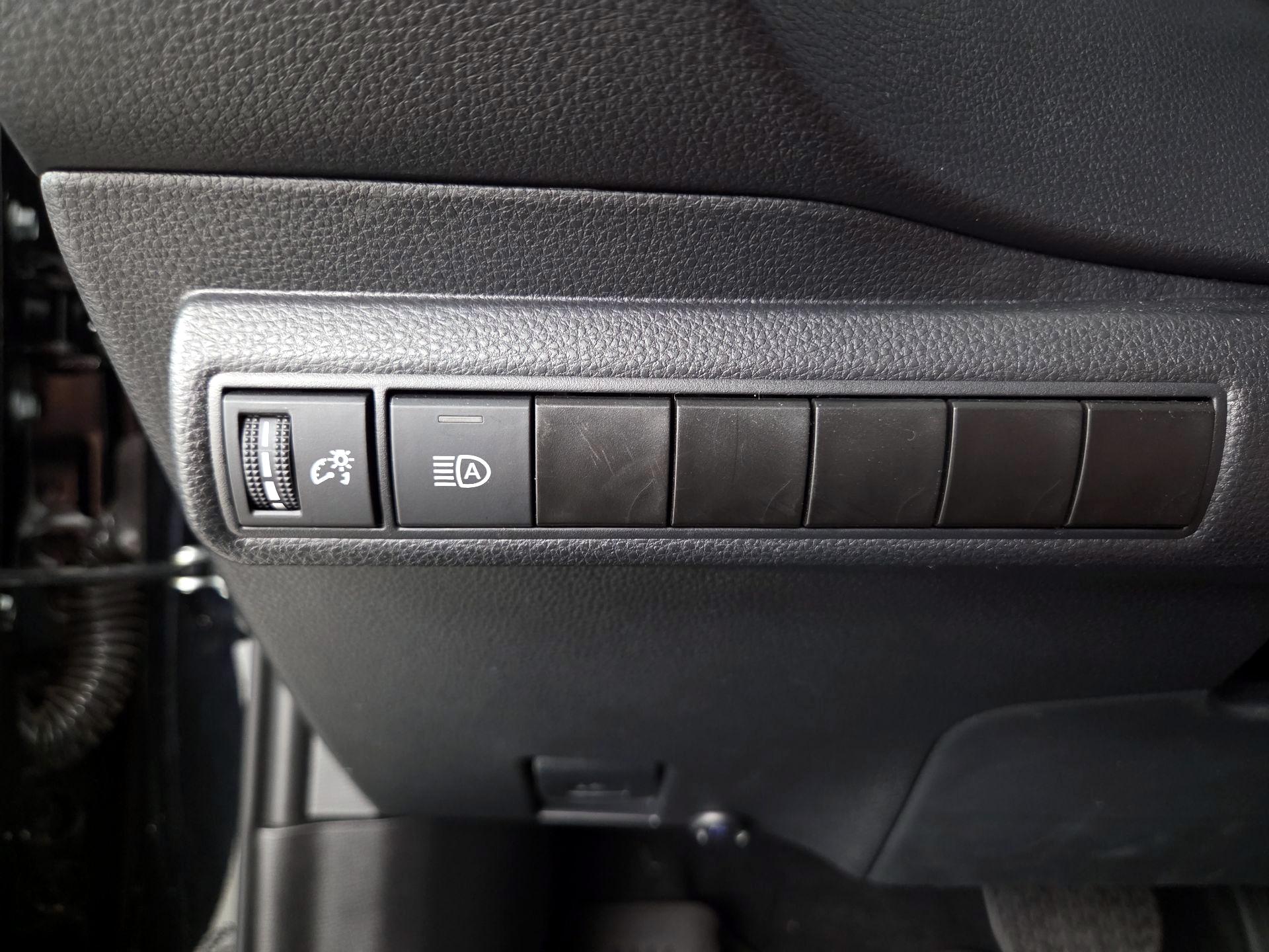 Thumbnail: 2024 Toyota Corolla - 13