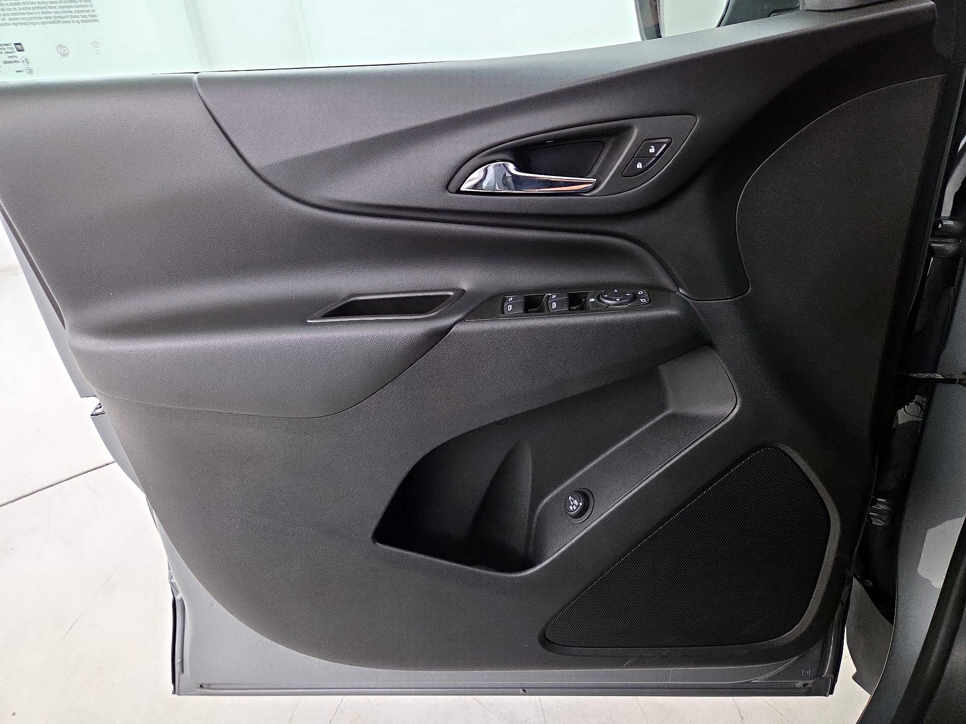 Thumbnail: 2024 Chevrolet Equinox - 12