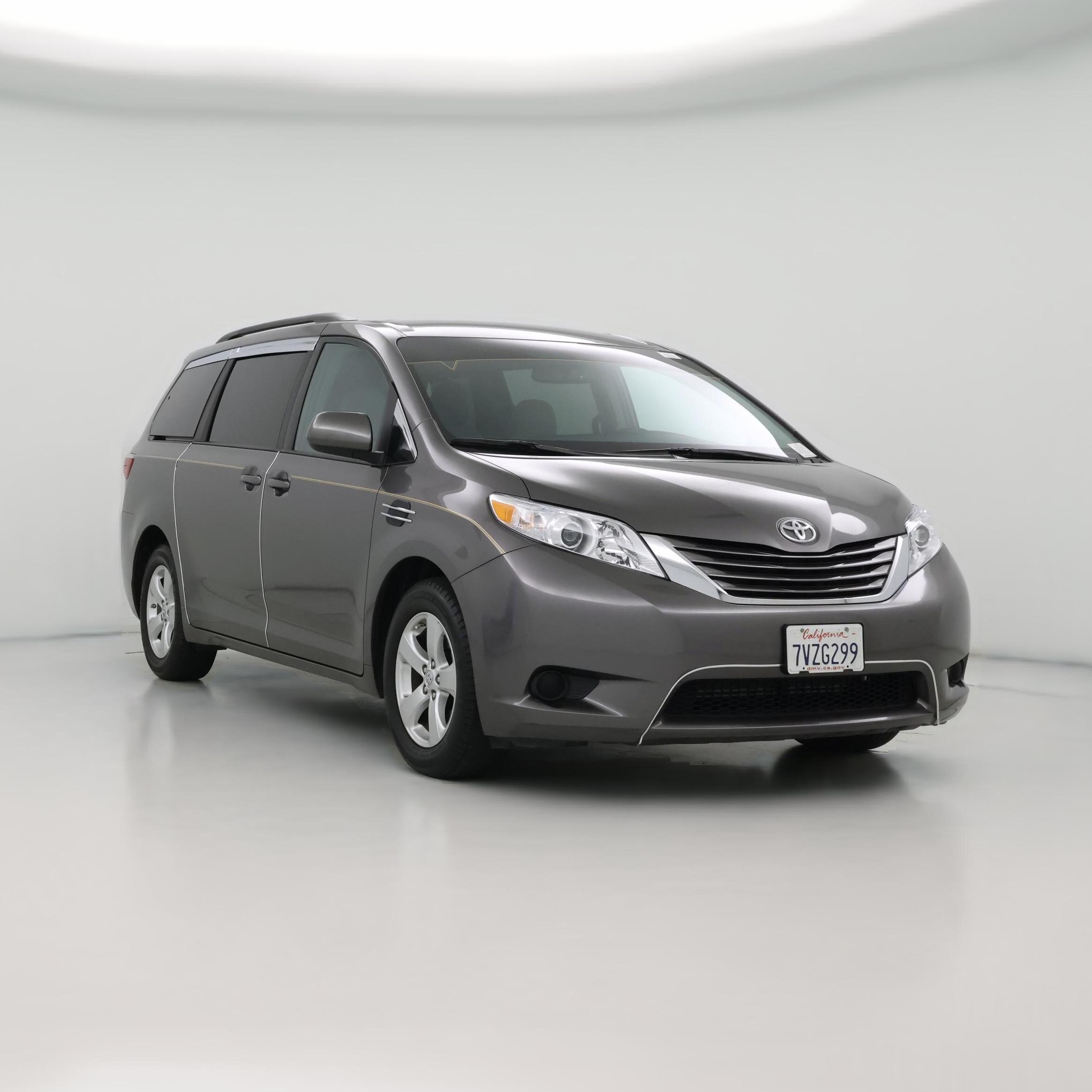 Thumbnail: 2017 Toyota Sienna - 1