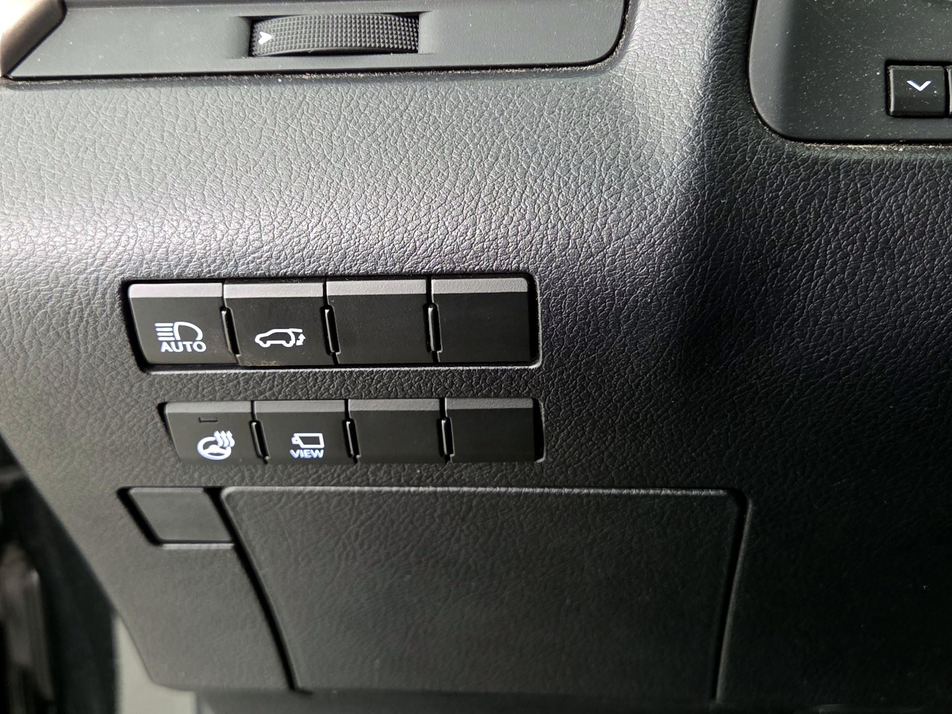 Thumbnail: 2021 Lexus RX - 13