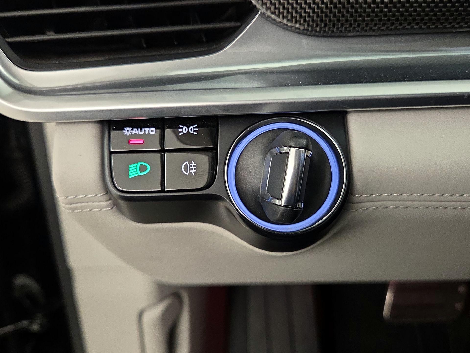 Thumbnail: 2018 Porsche Panamera - 13