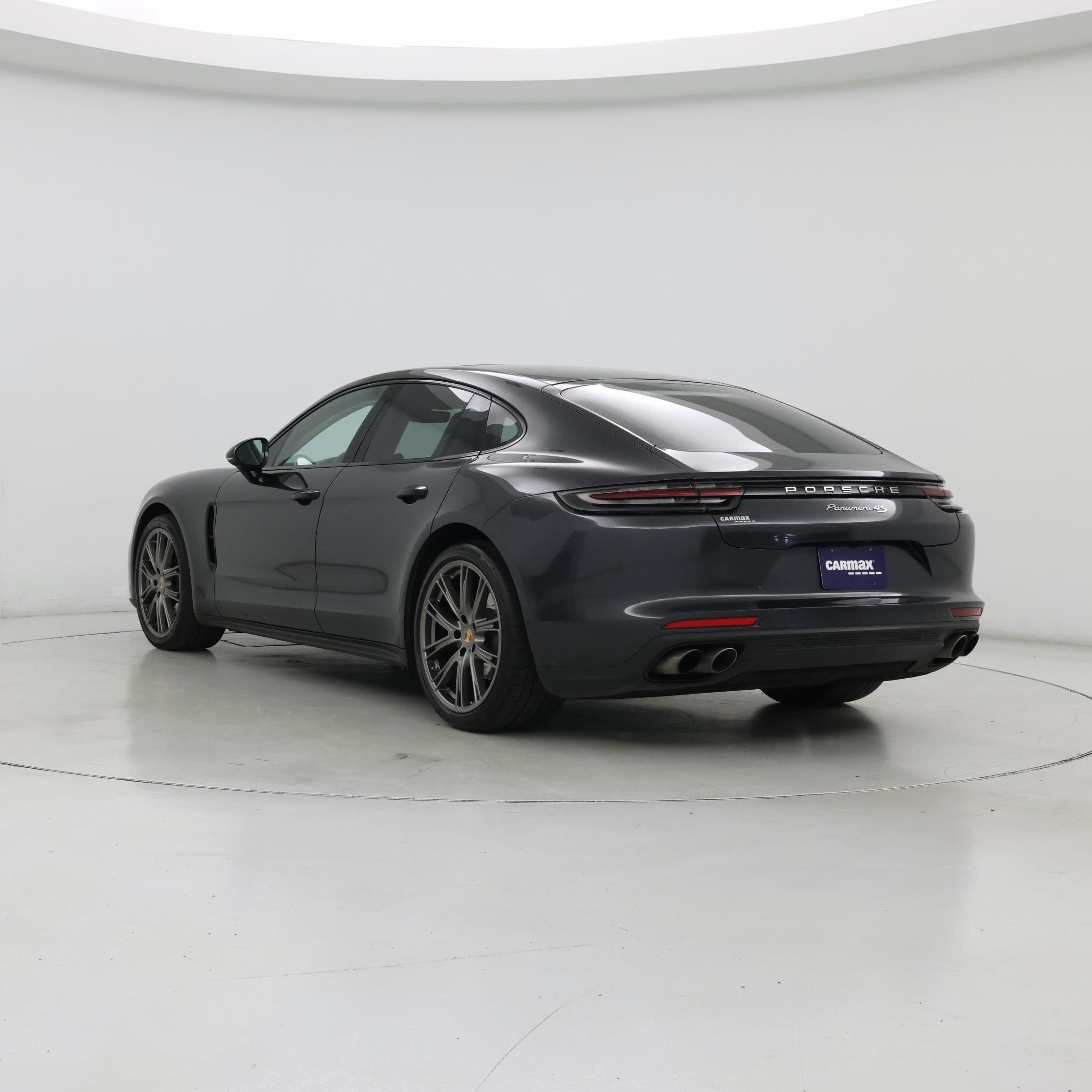 Thumbnail: 2018 Porsche Panamera - 2